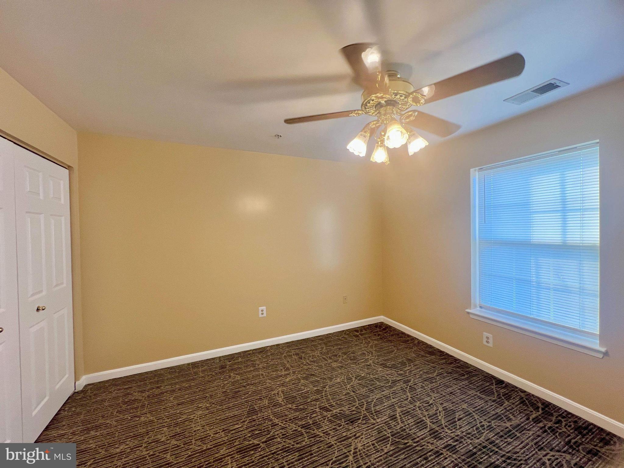 CROMWELL FOUNTAIN - Residential Lease