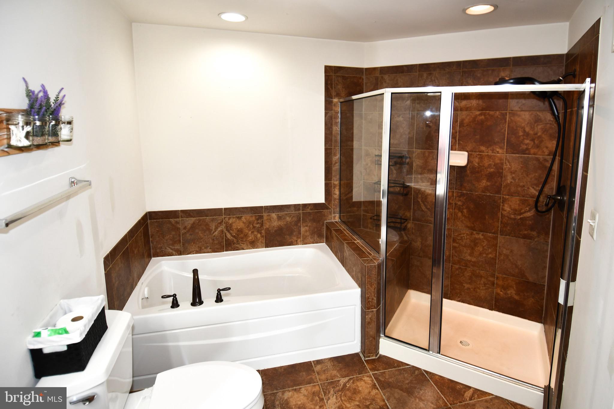 MARKET CENTER CONDOMINIUM - Residential