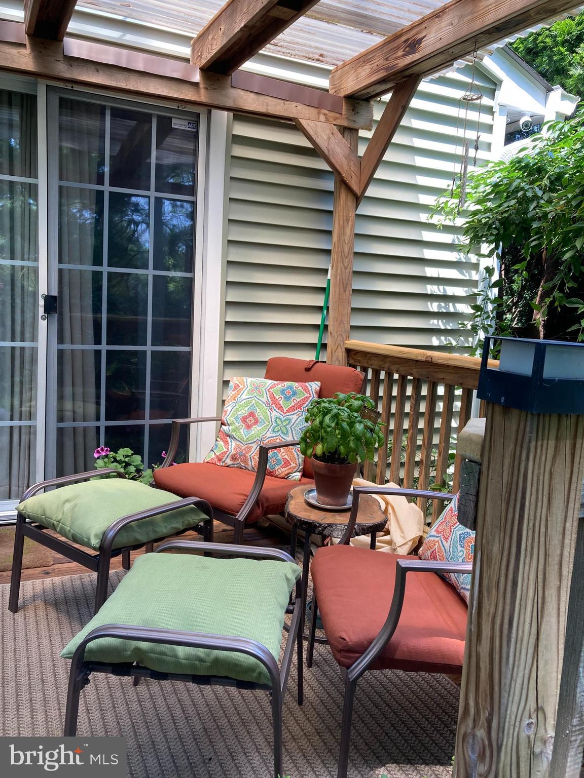 BURGUNDY HILLS - Residential