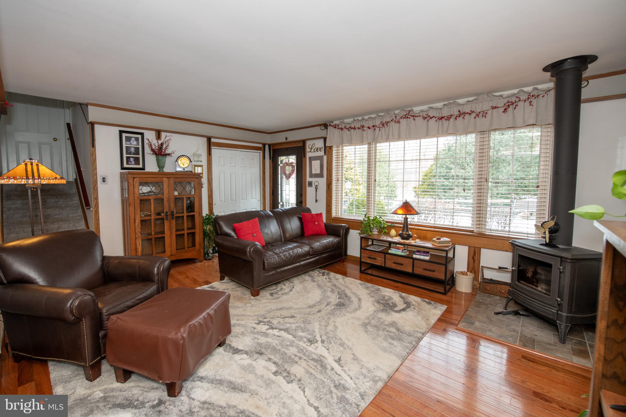 BURGUNDY HILLS - Residential