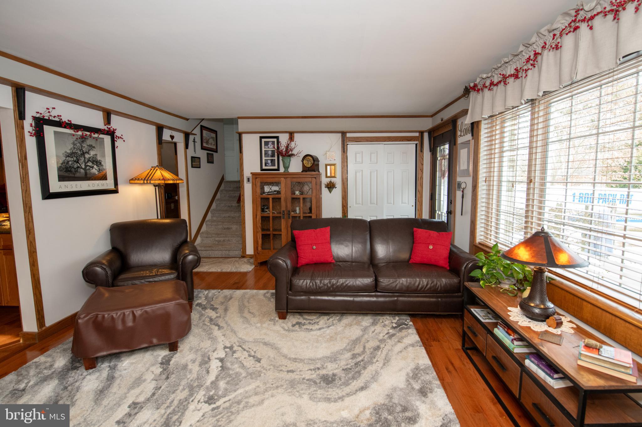 BURGUNDY HILLS - Residential