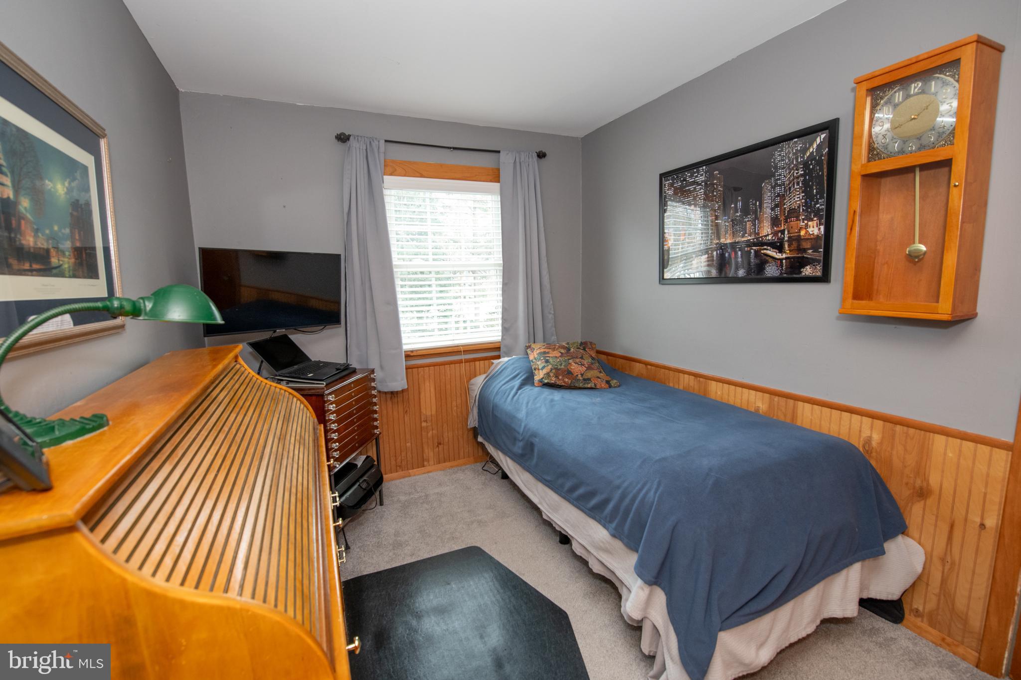 BURGUNDY HILLS - Residential