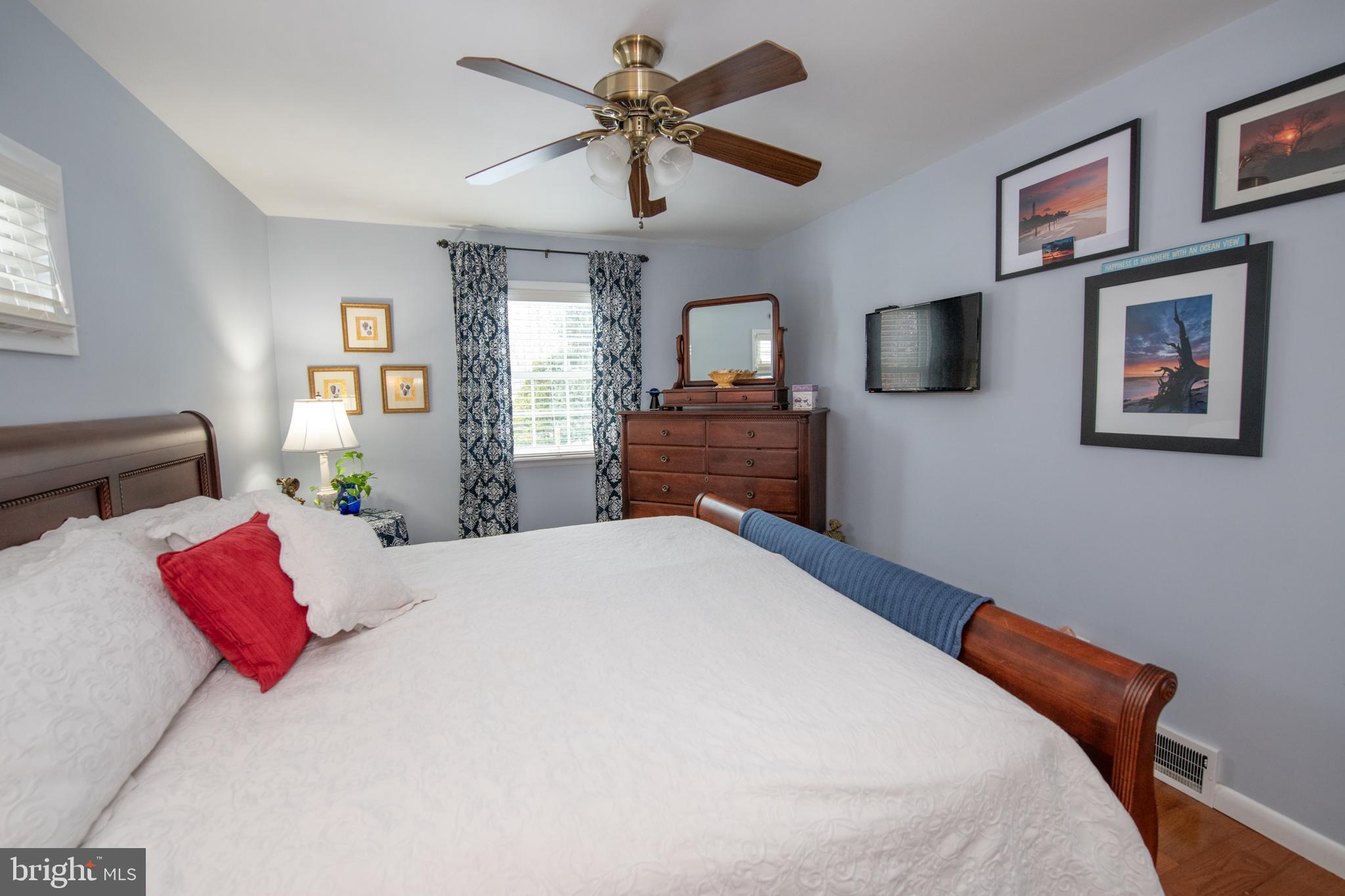 BURGUNDY HILLS - Residential