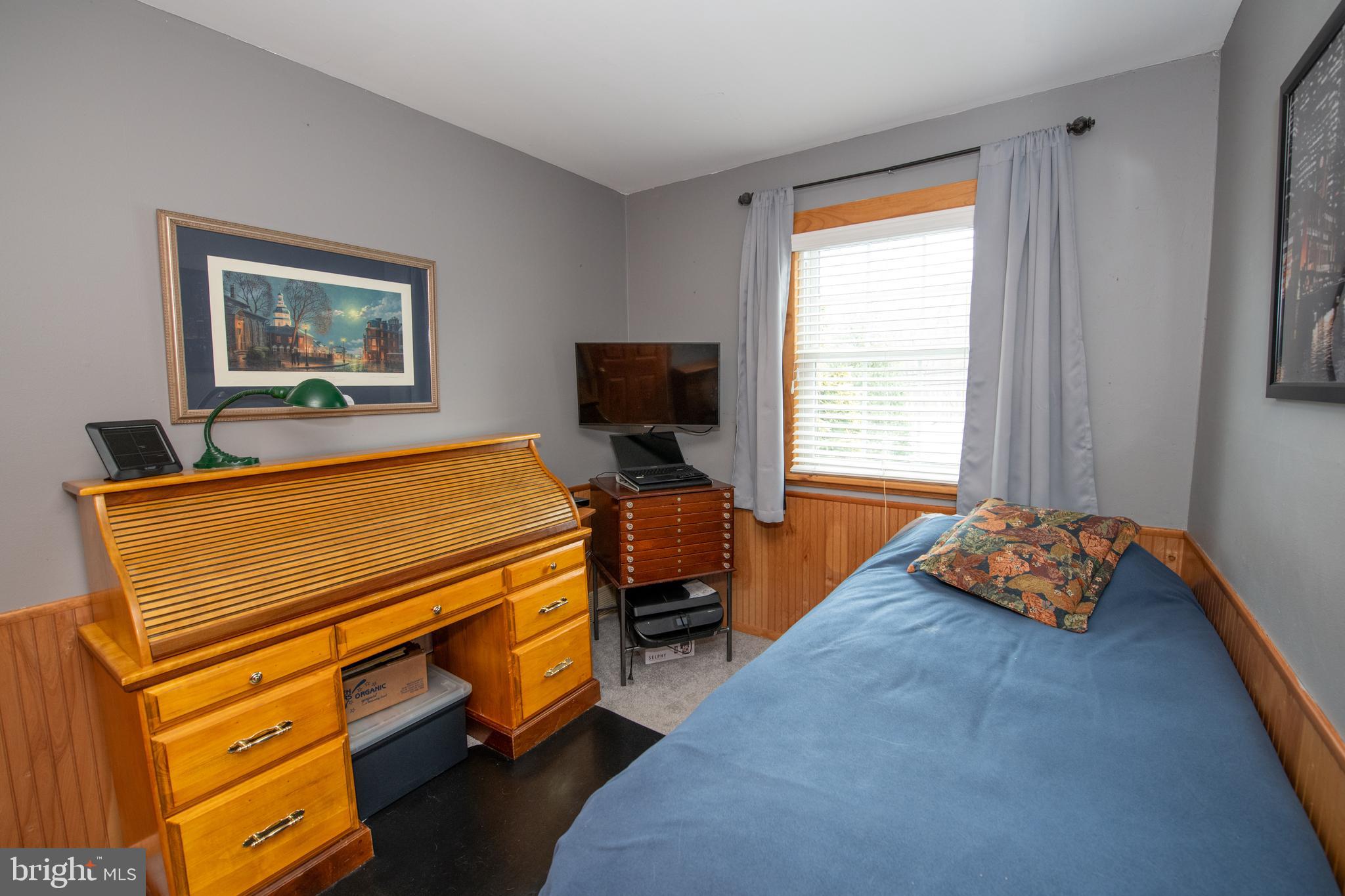 BURGUNDY HILLS - Residential