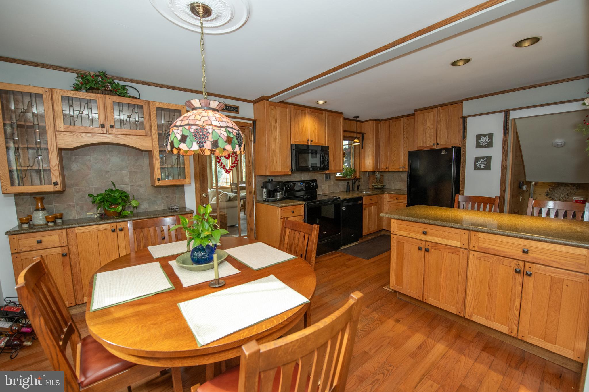 BURGUNDY HILLS - Residential