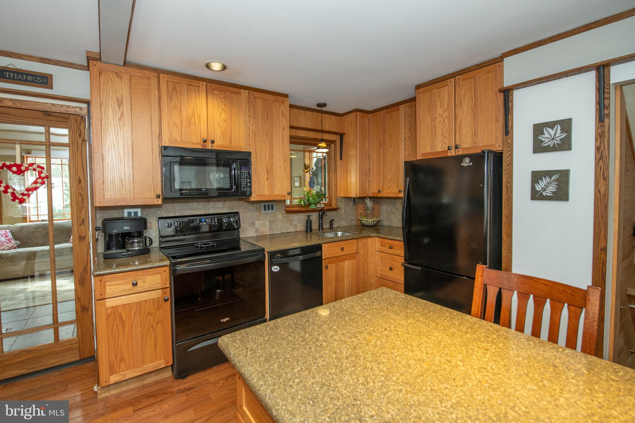 BURGUNDY HILLS - Residential