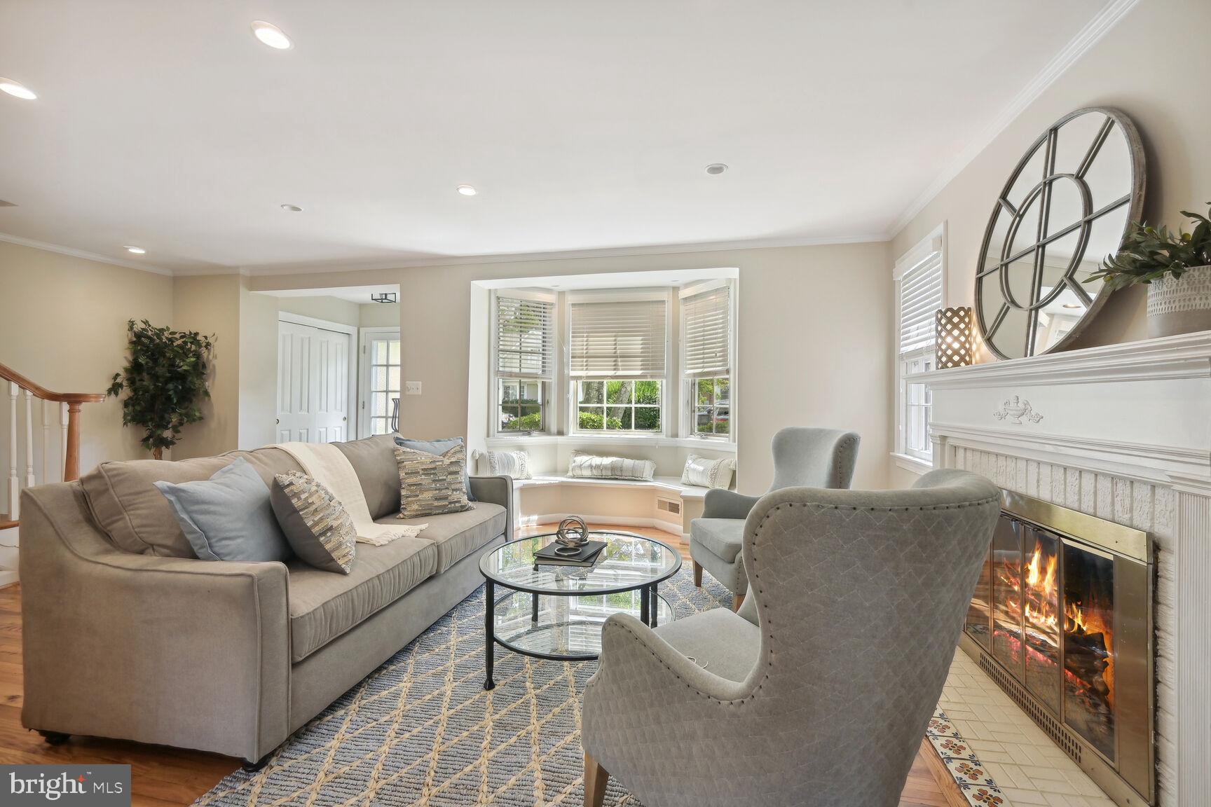 CHEVY CHASE MANOR - Residential