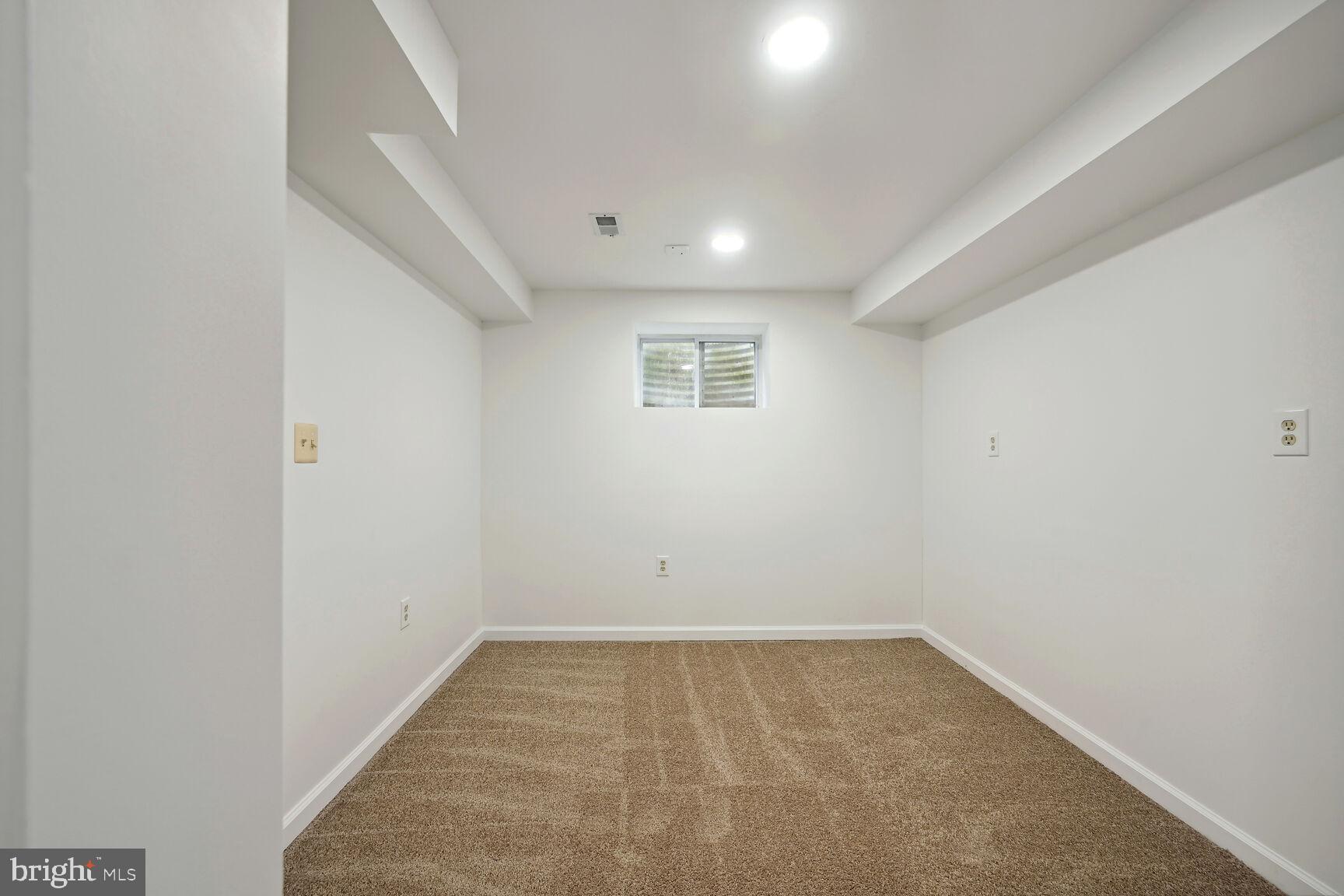 CHEVY CHASE MANOR - Residential