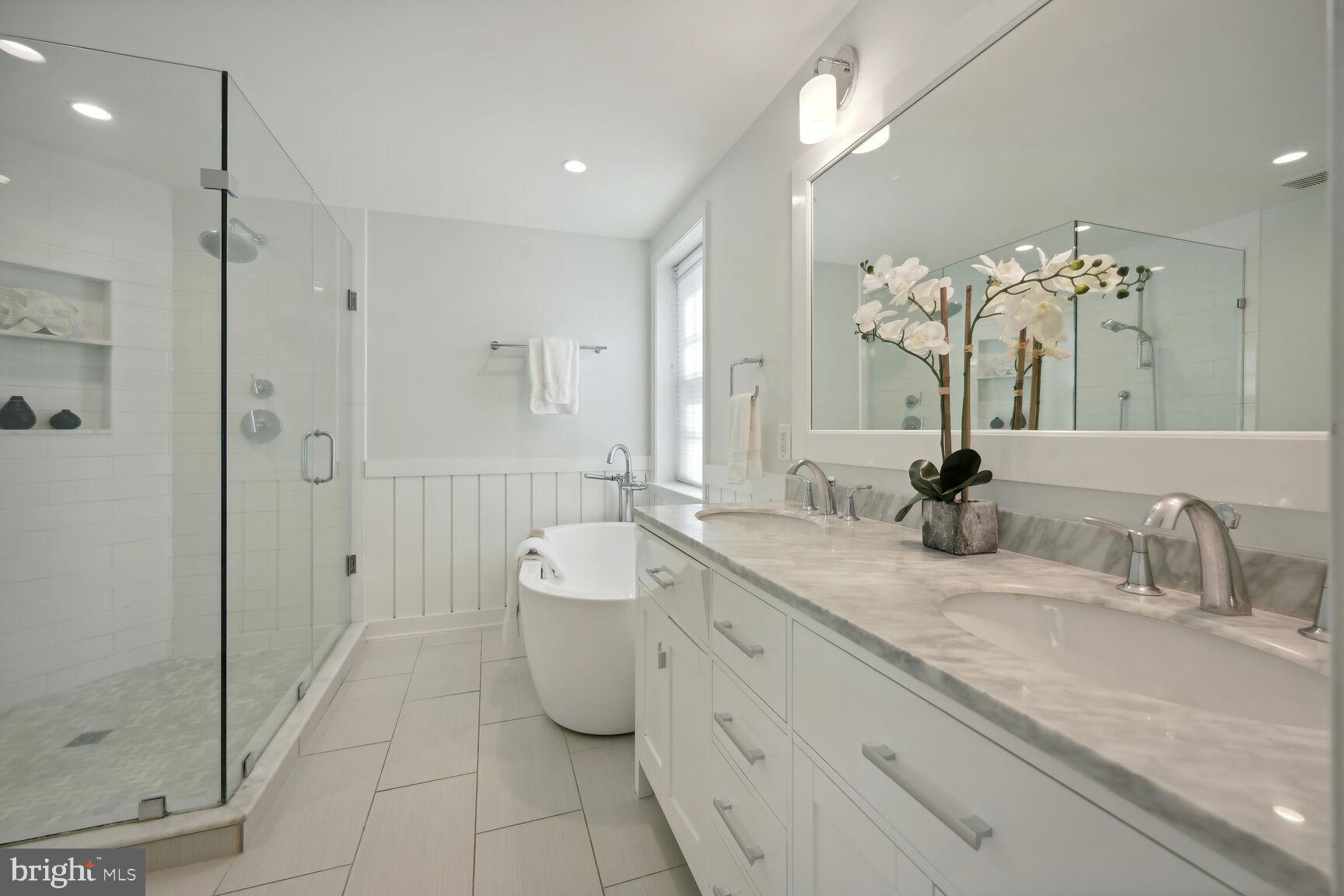 CHEVY CHASE MANOR - Residential