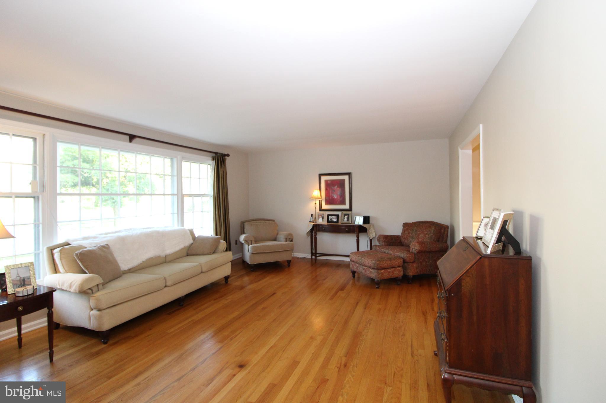 729 HALSTEAD ROAD