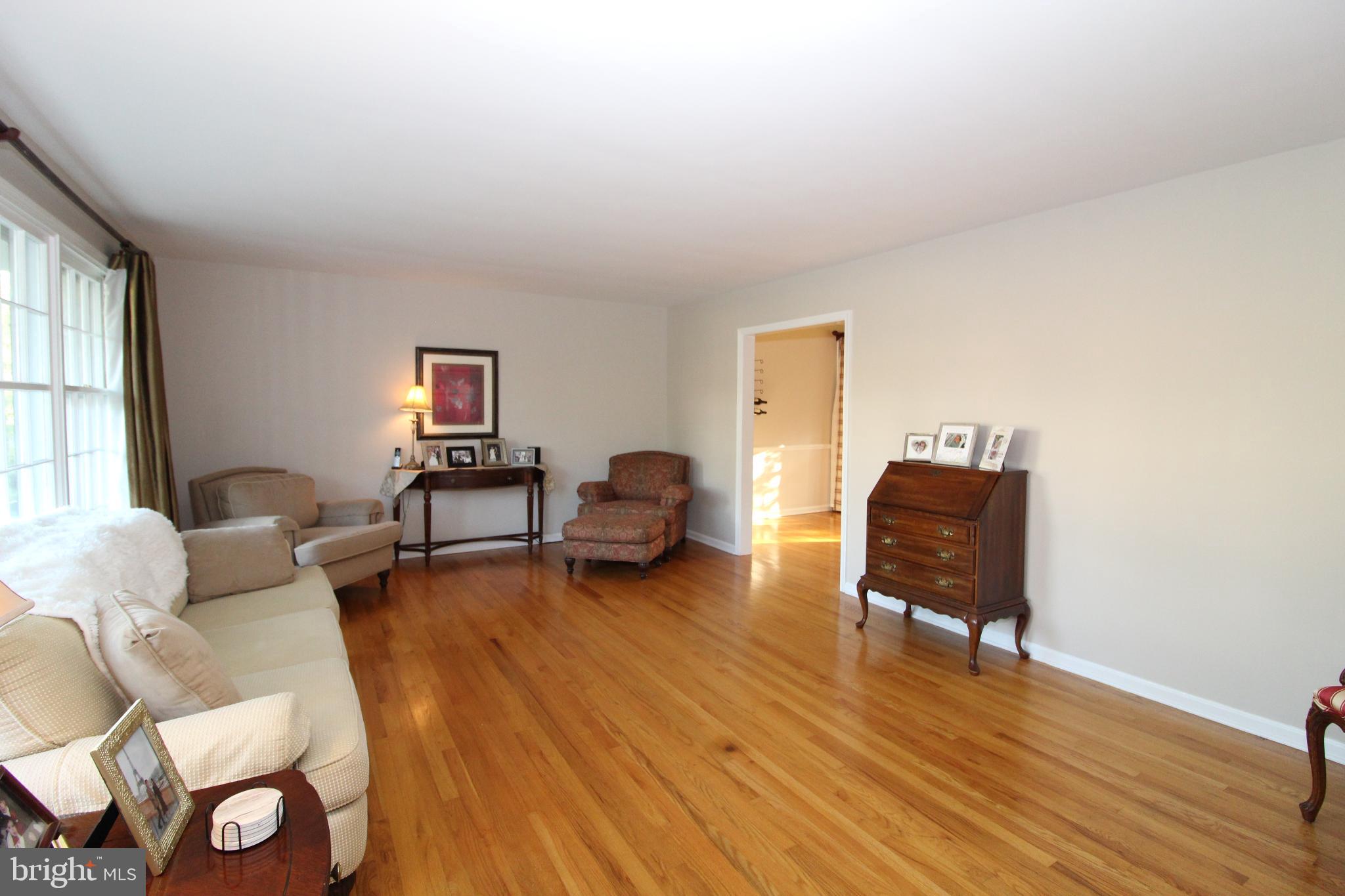 729 HALSTEAD ROAD