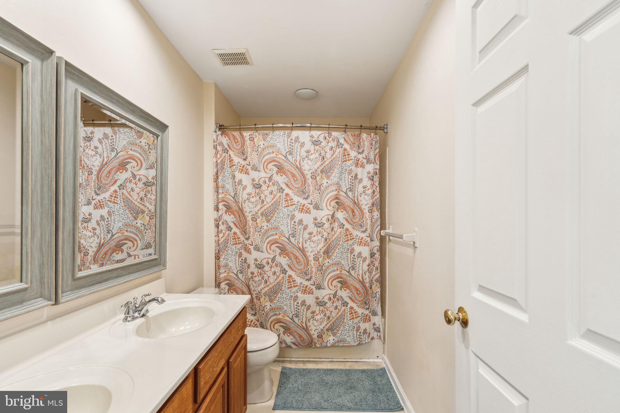 OLD MILL POINTE - Residential