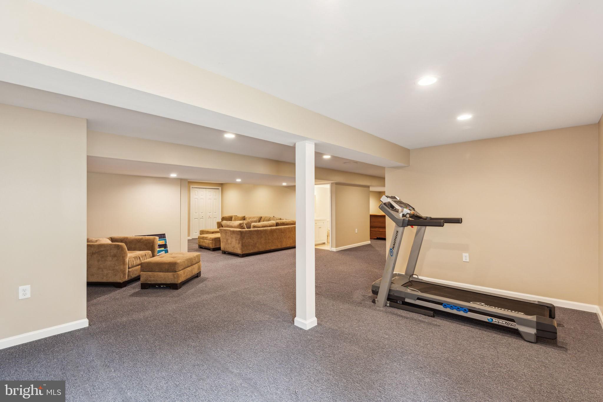 OLD MILL POINTE - Residential