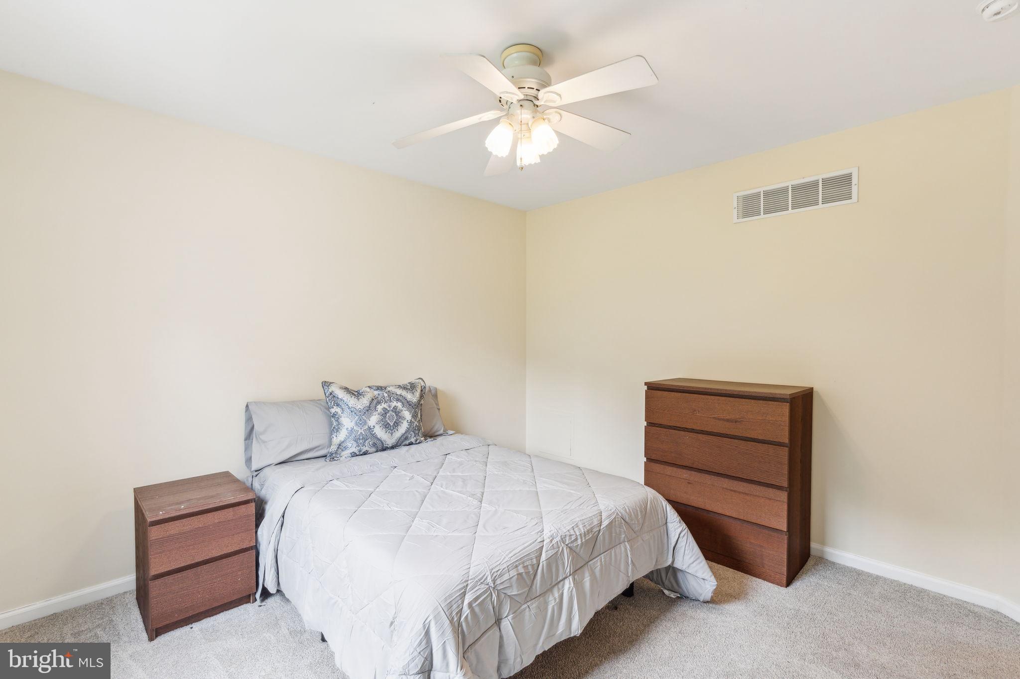 OLD MILL POINTE - Residential