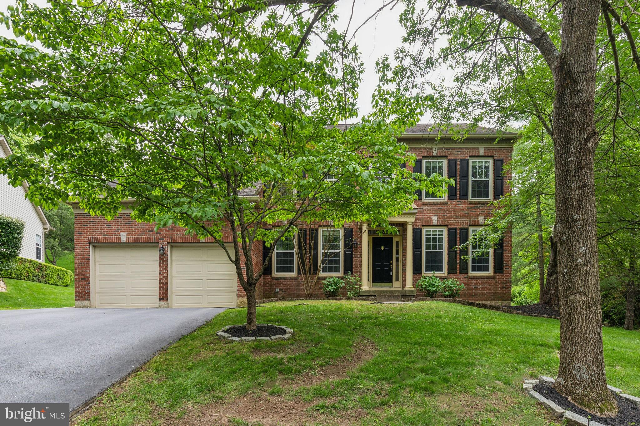 OLD MILL POINTE - Residential