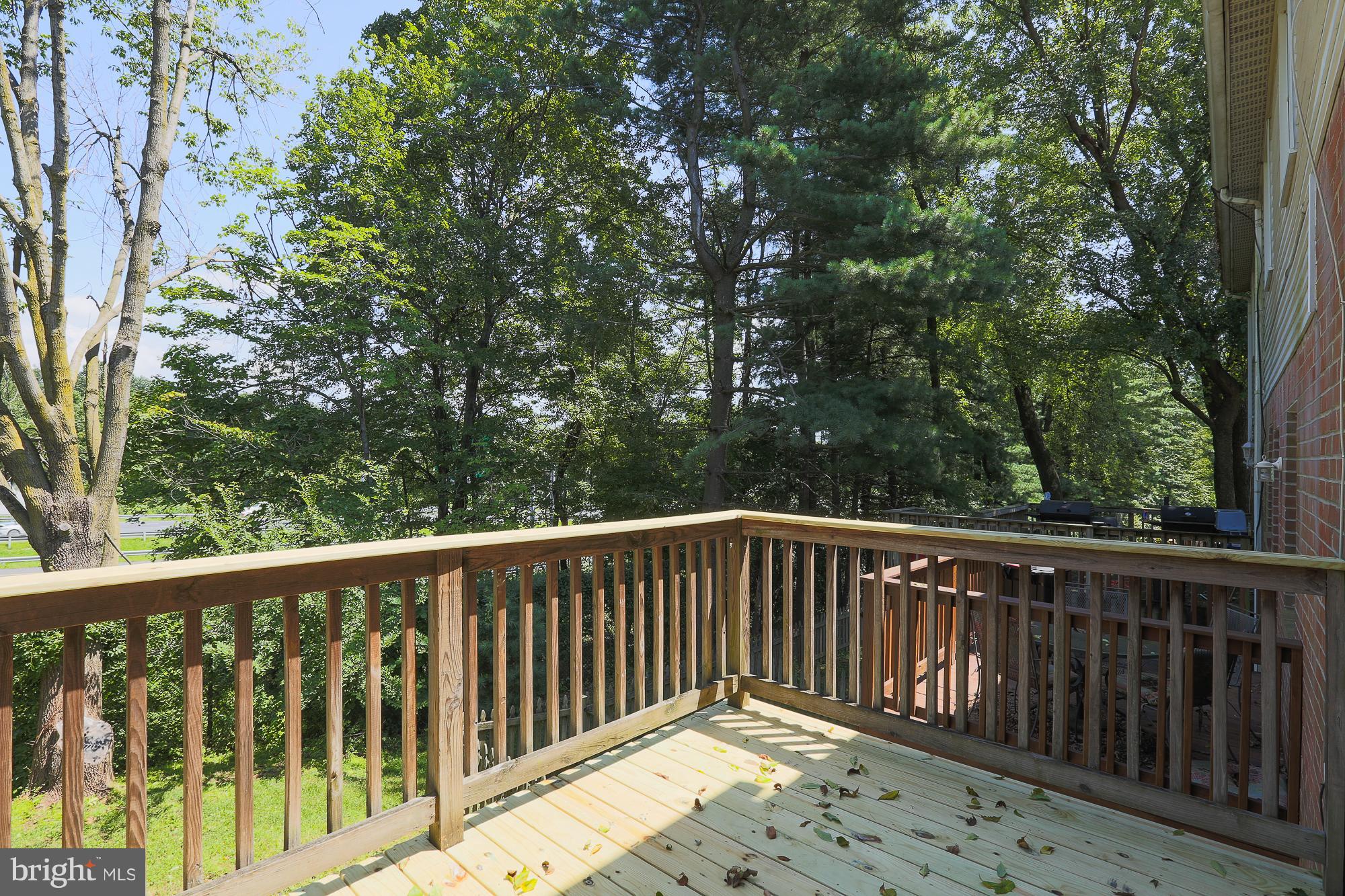 DOUBLE ROCK TOWNHOUSES - Residential