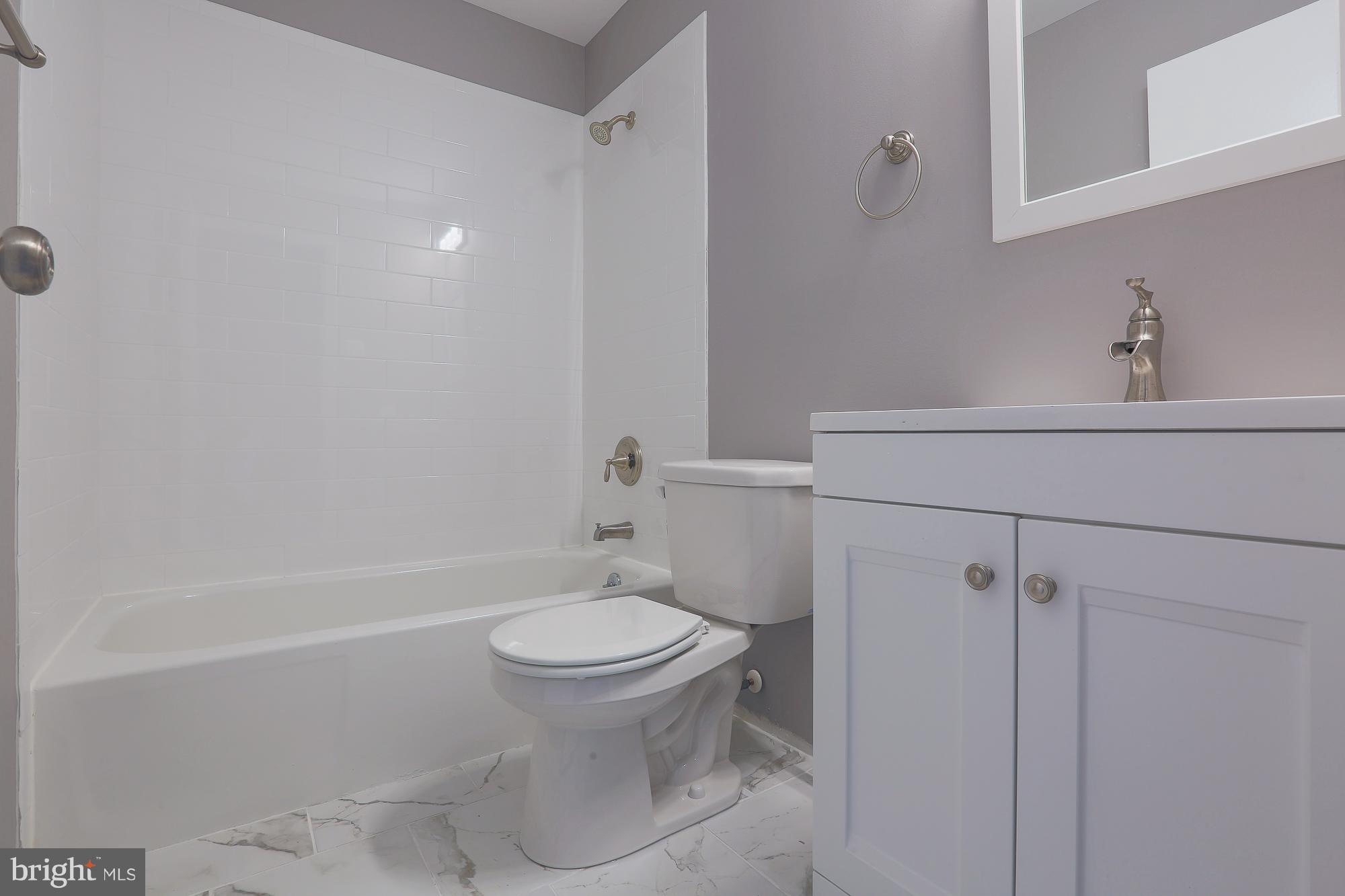 DOUBLE ROCK TOWNHOUSES - Residential