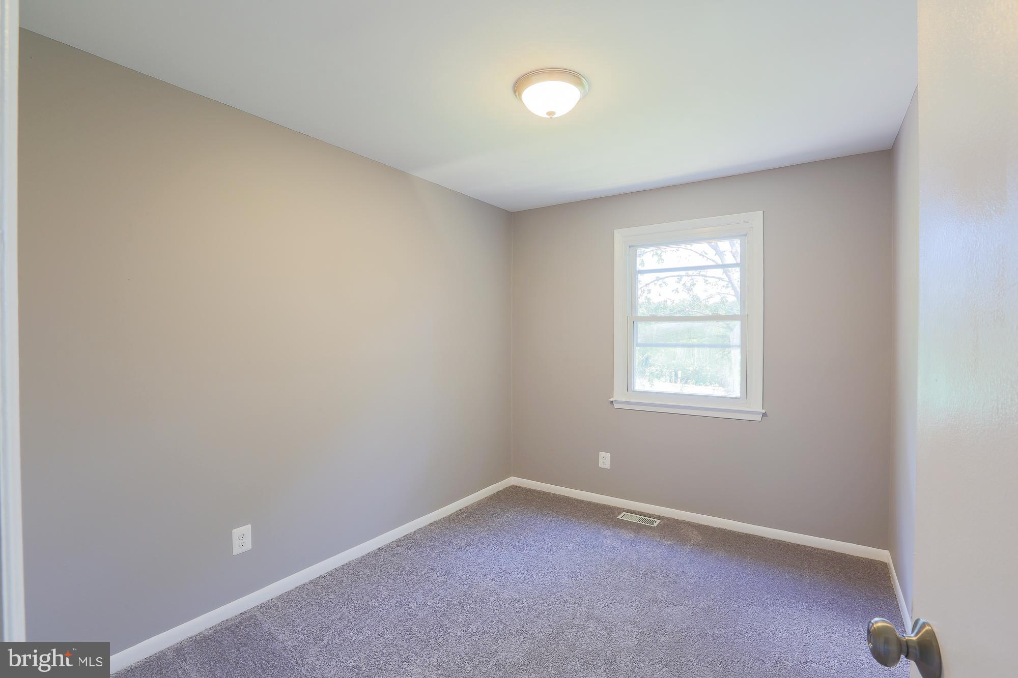 DOUBLE ROCK TOWNHOUSES - Residential