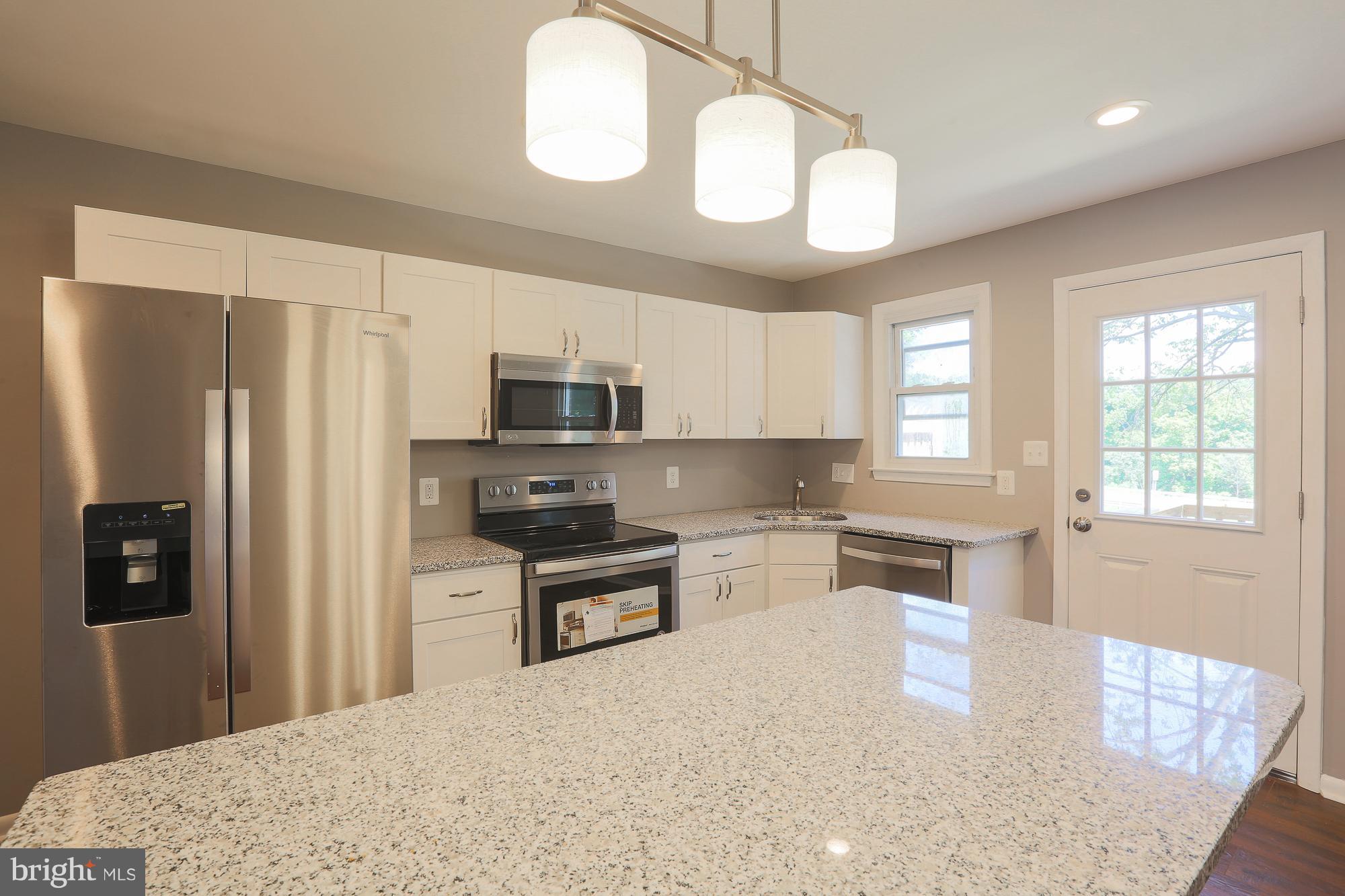 DOUBLE ROCK TOWNHOUSES - Residential