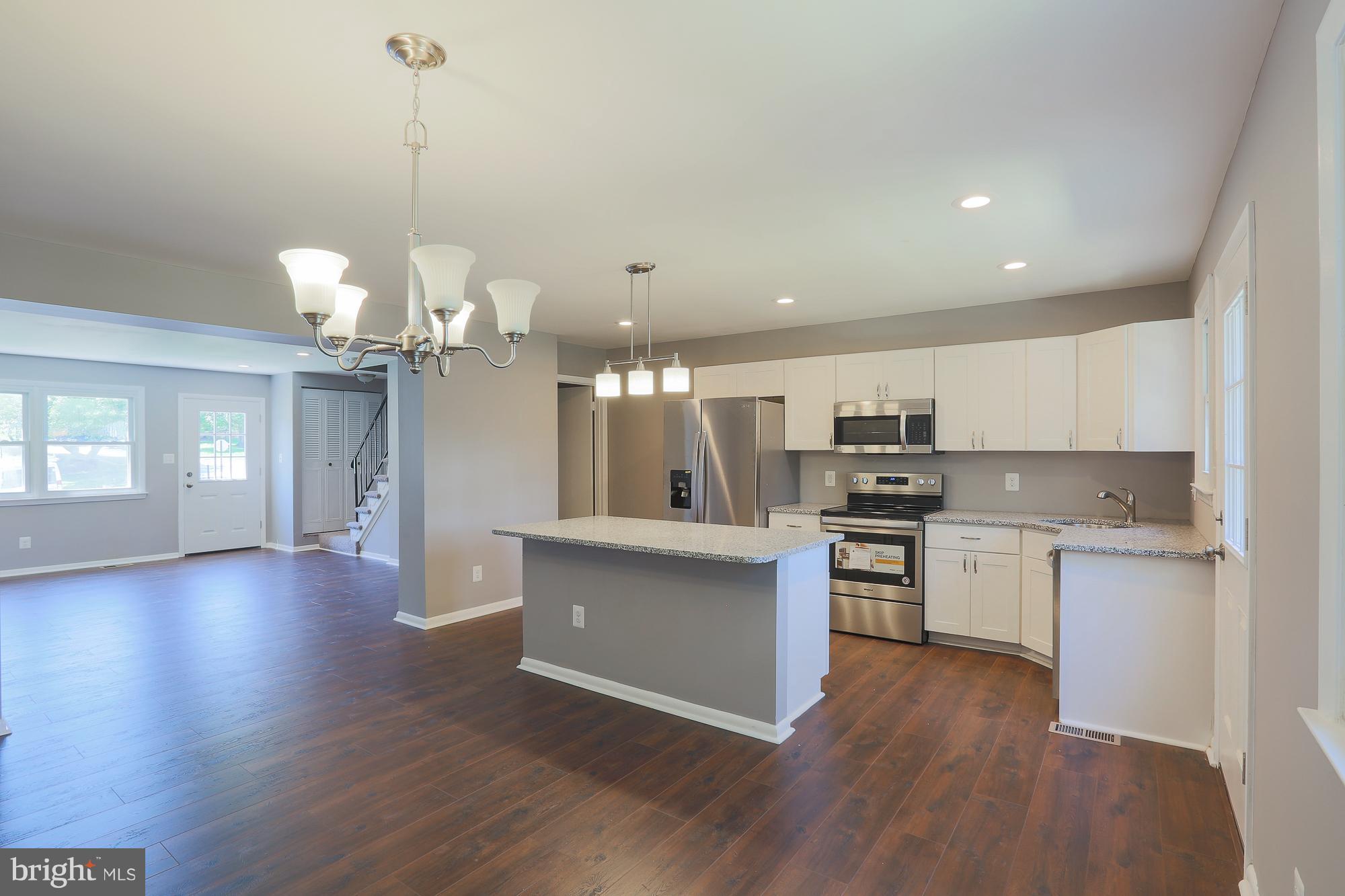 DOUBLE ROCK TOWNHOUSES - Residential