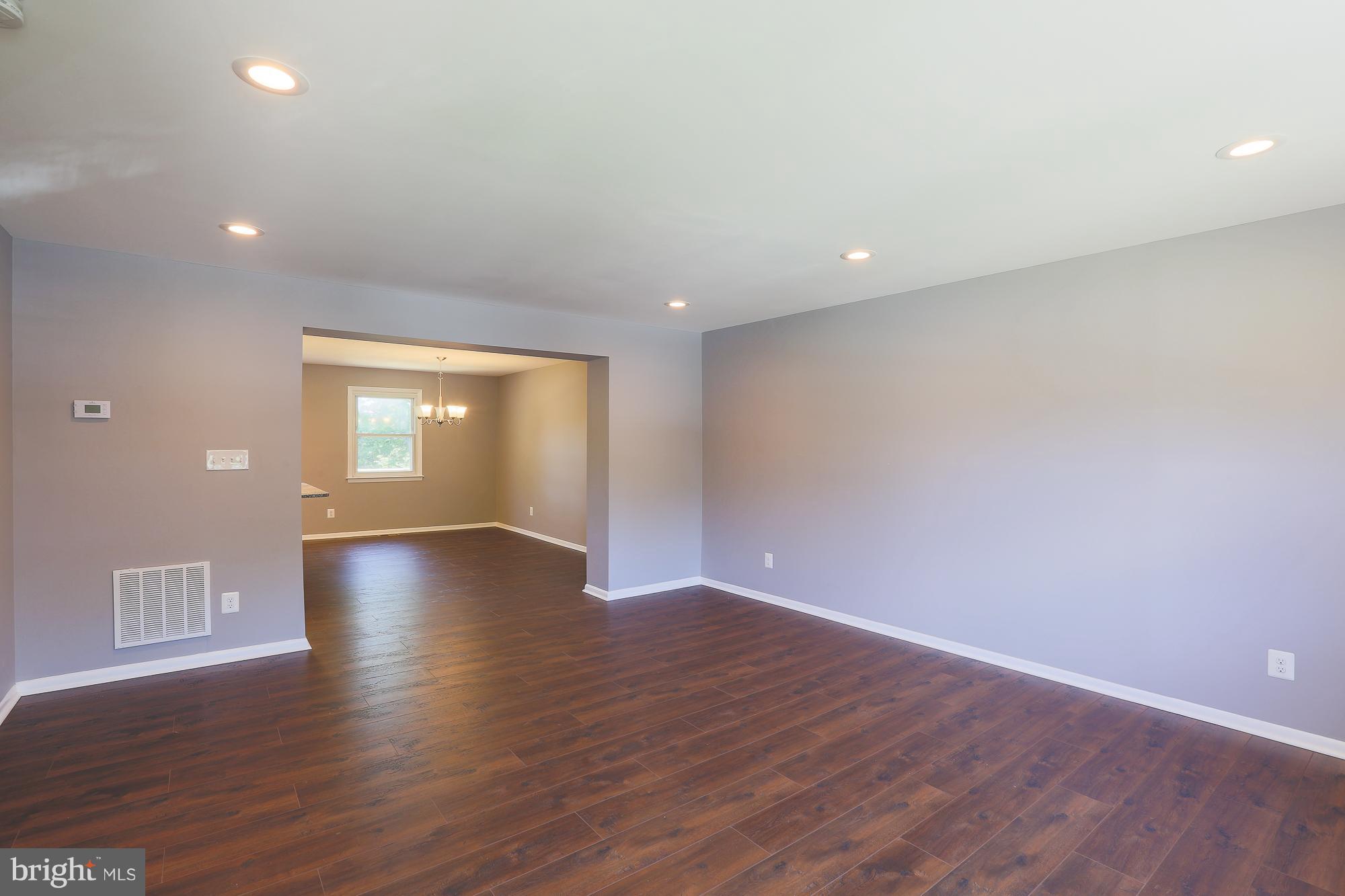 DOUBLE ROCK TOWNHOUSES - Residential