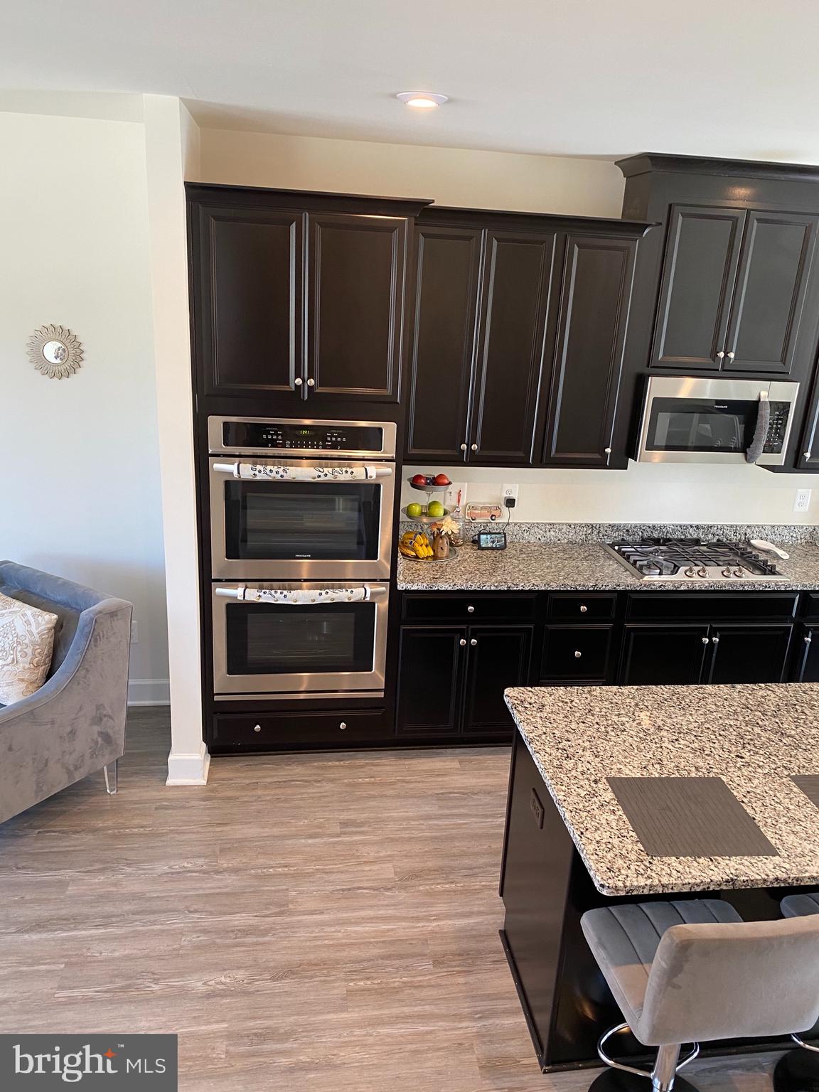 HAMILTON PARK - Residential