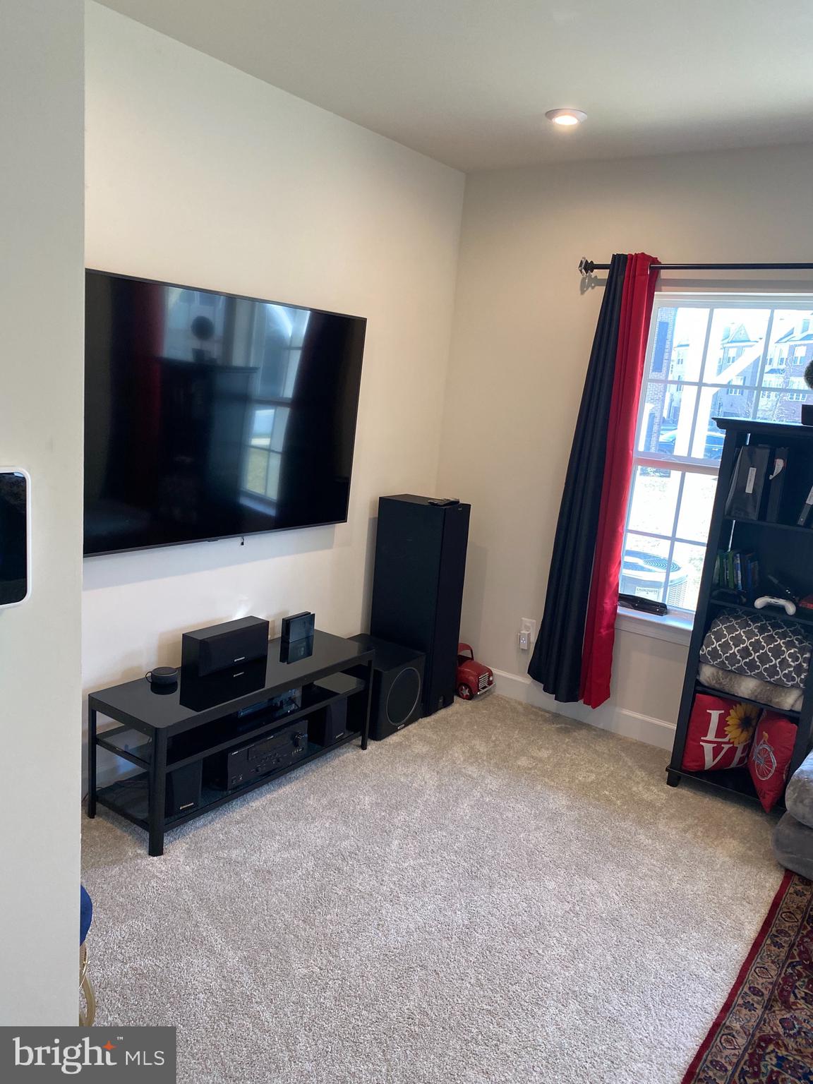 HAMILTON PARK - Residential