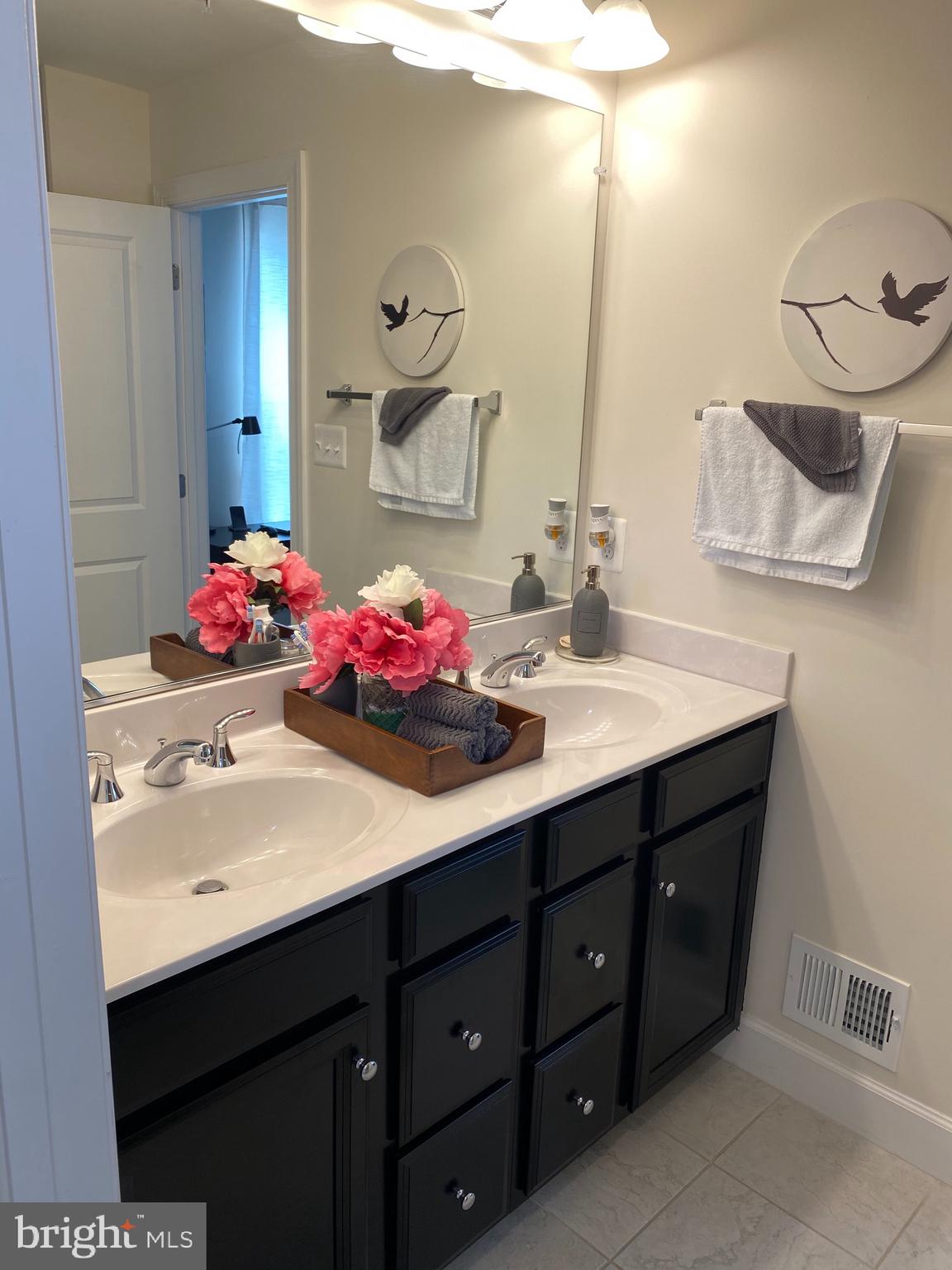 HAMILTON PARK - Residential