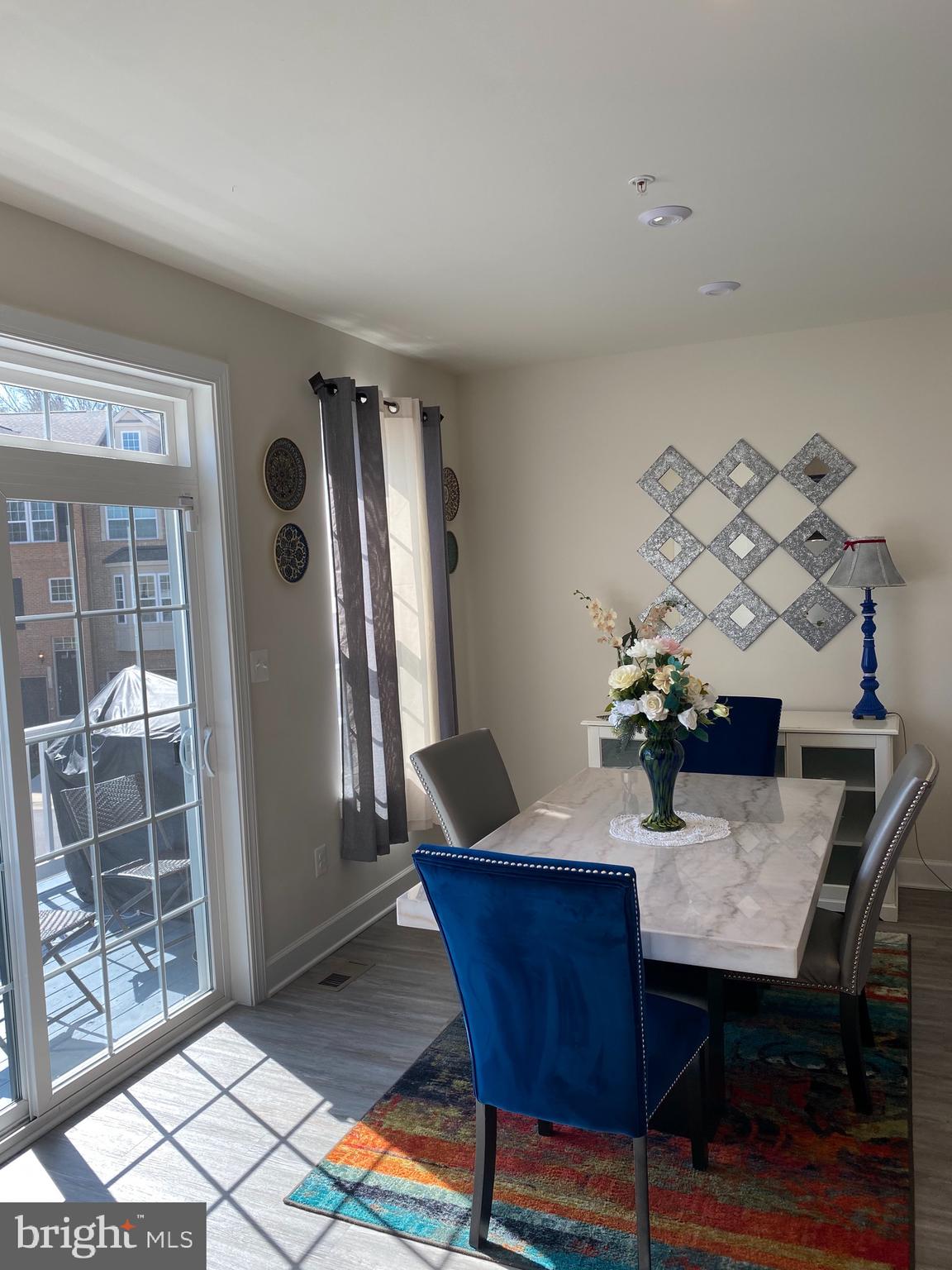 HAMILTON PARK - Residential