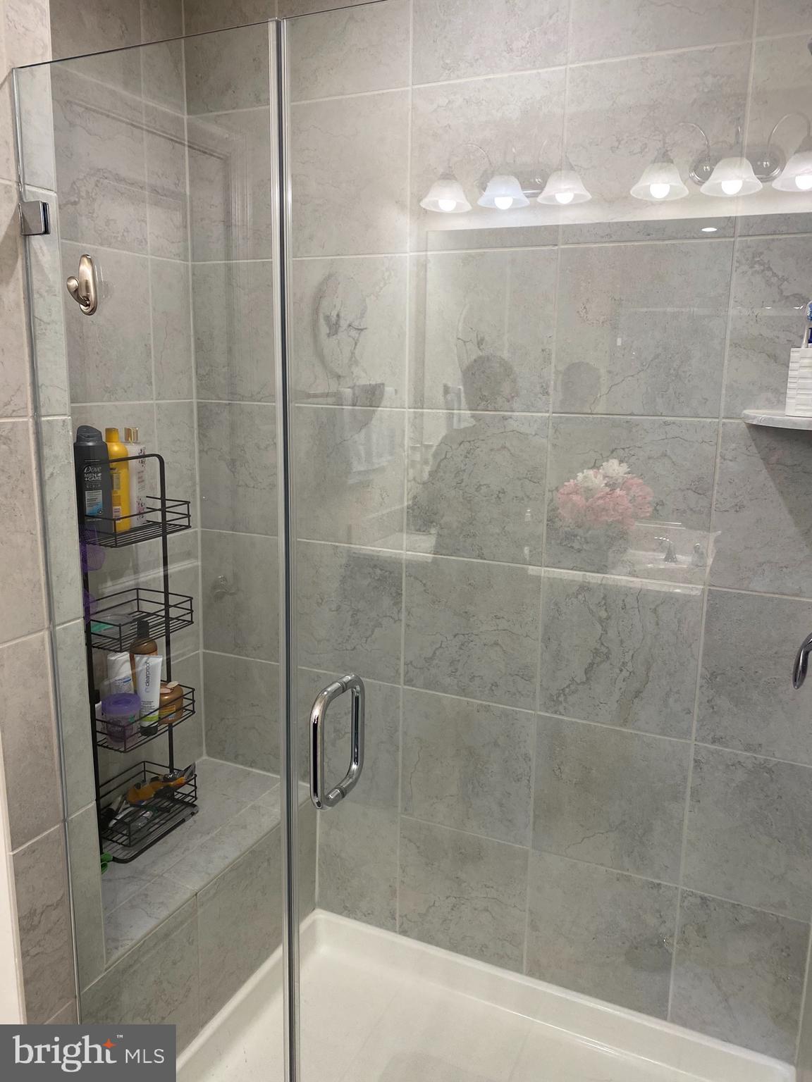 HAMILTON PARK - Residential