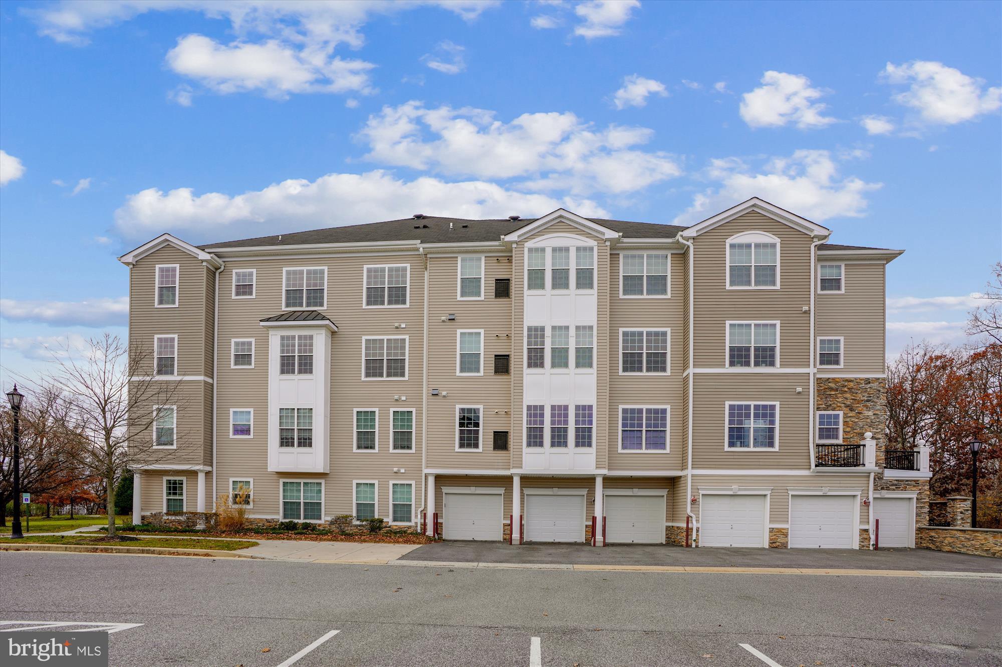 HIGHLANDS AT QUARRY LAKE - Residential