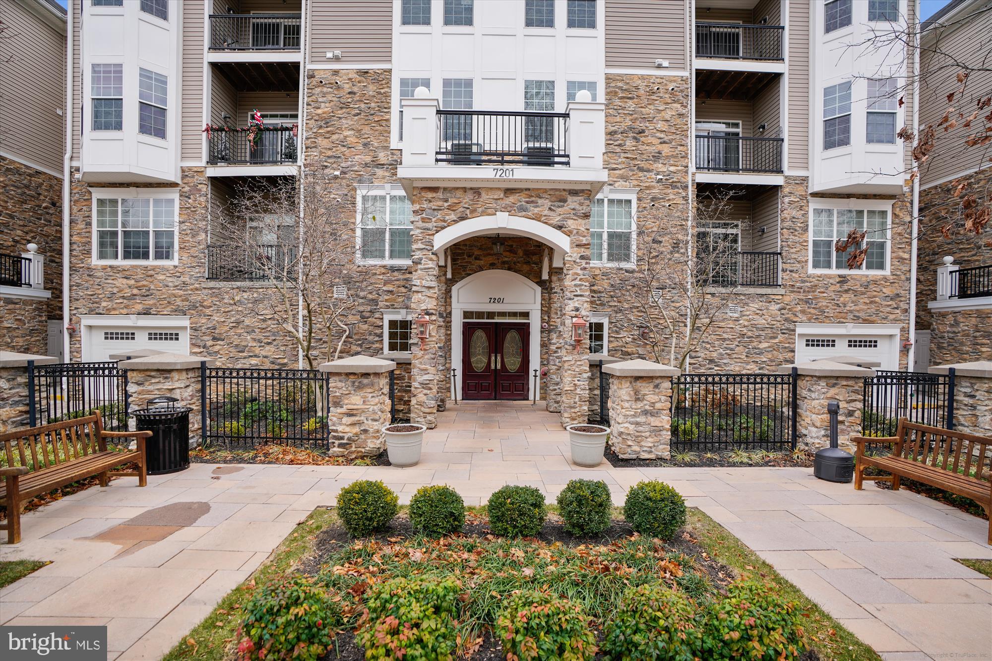 HIGHLANDS AT QUARRY LAKE - Residential