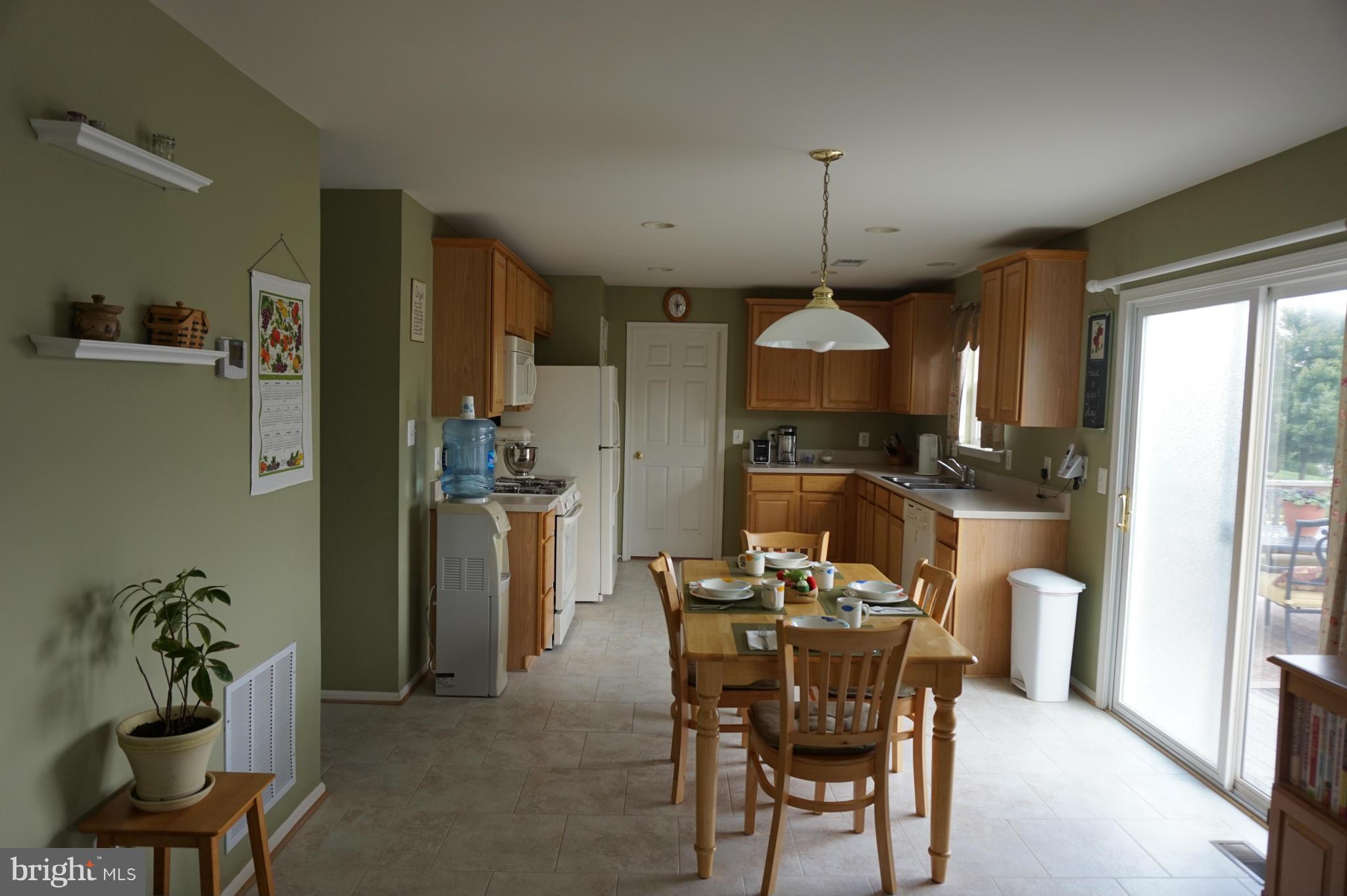 ENGLAND RUN NORTH - Residential