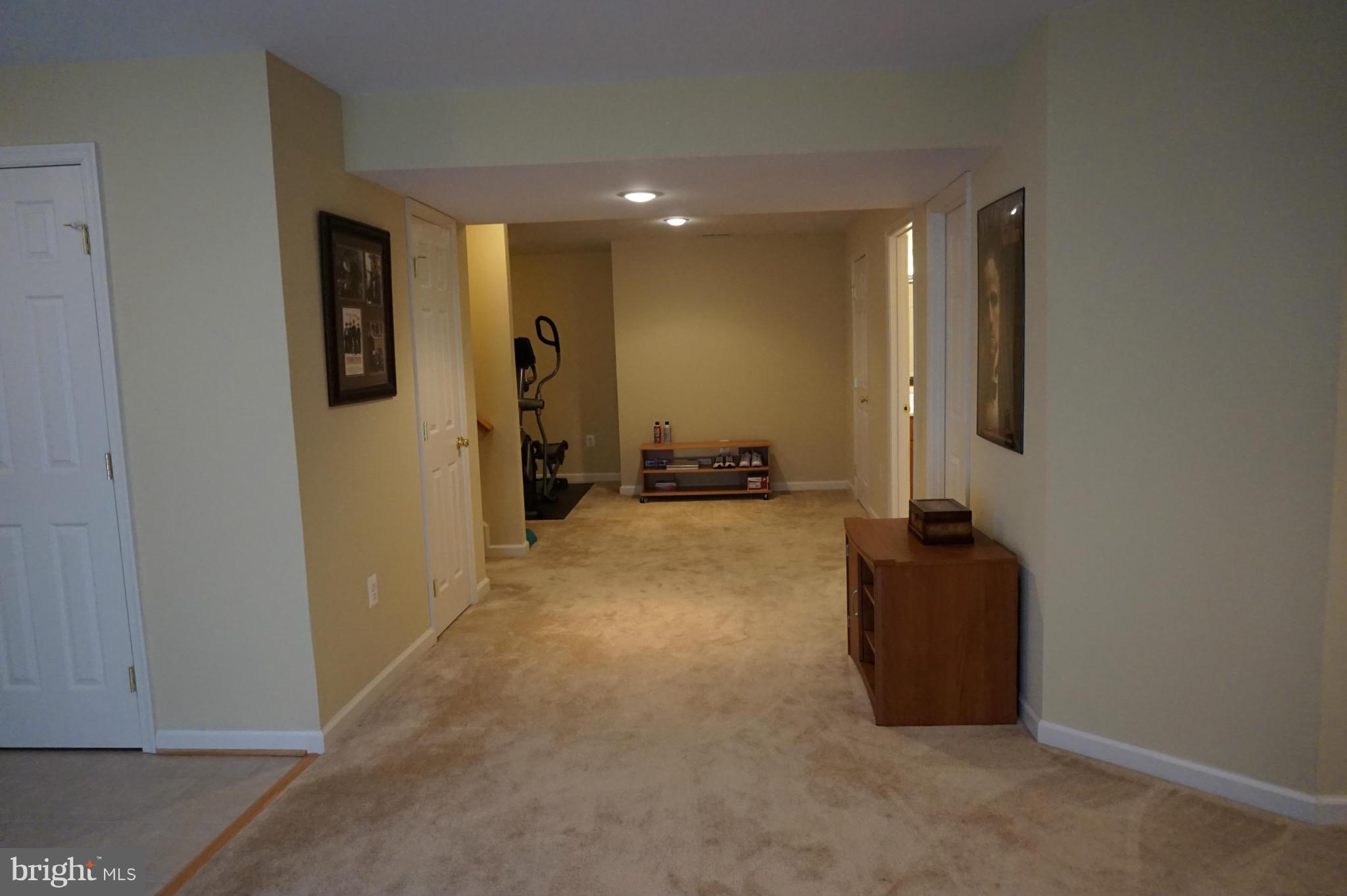 ENGLAND RUN NORTH - Residential