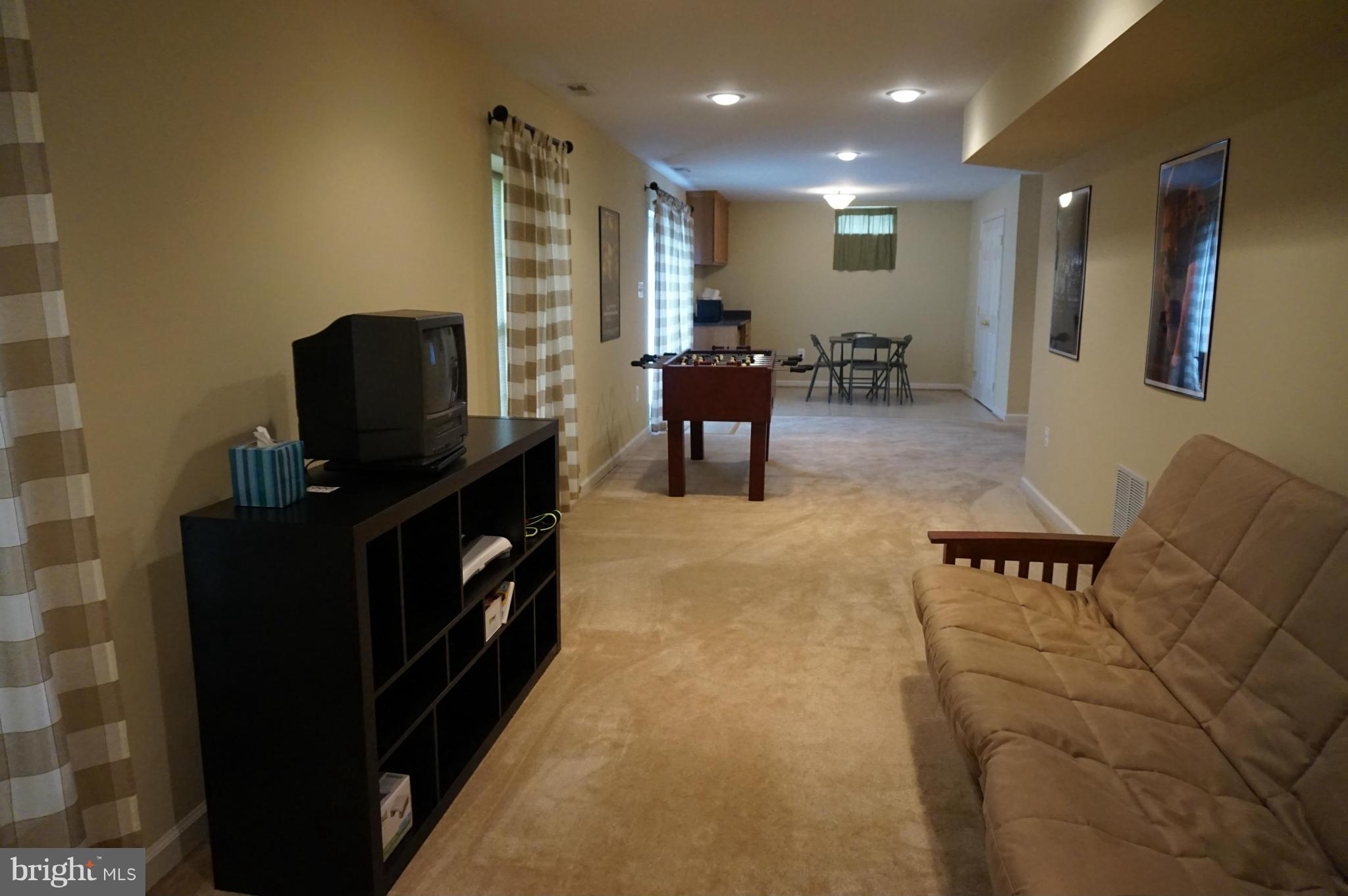 ENGLAND RUN NORTH - Residential