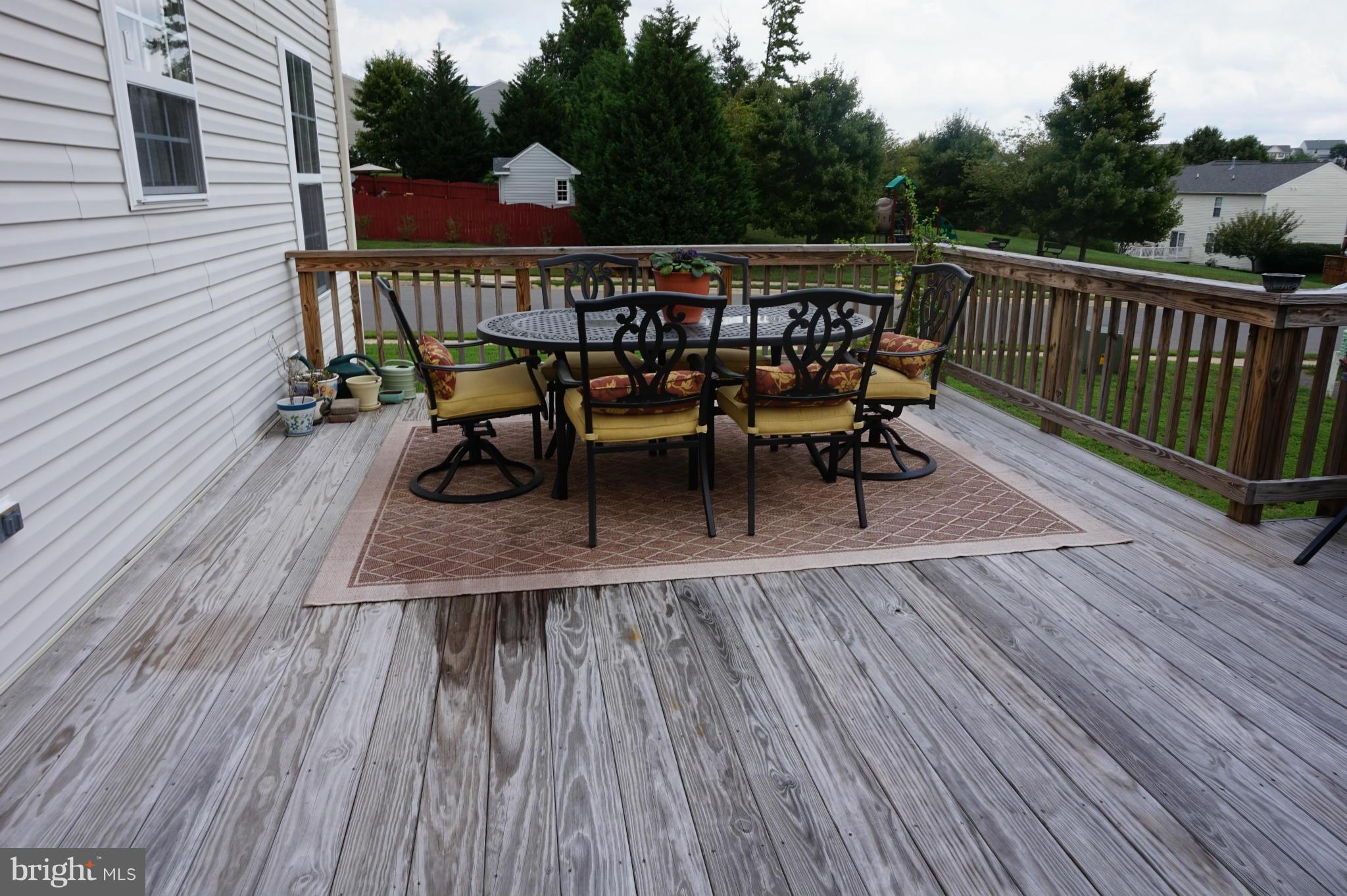 ENGLAND RUN NORTH - Residential