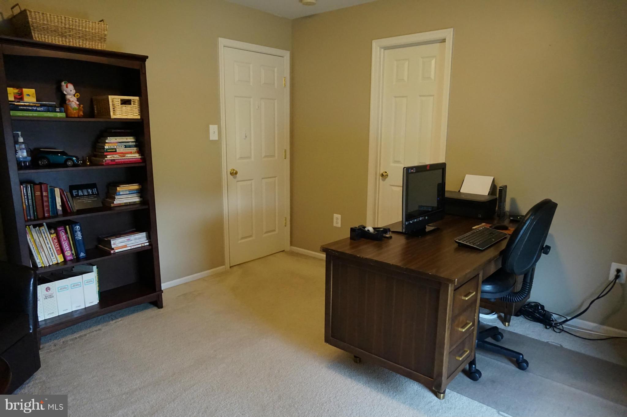 ENGLAND RUN NORTH - Residential