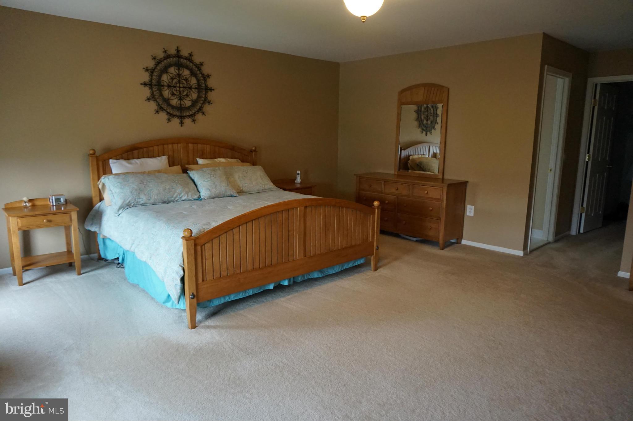 ENGLAND RUN NORTH - Residential