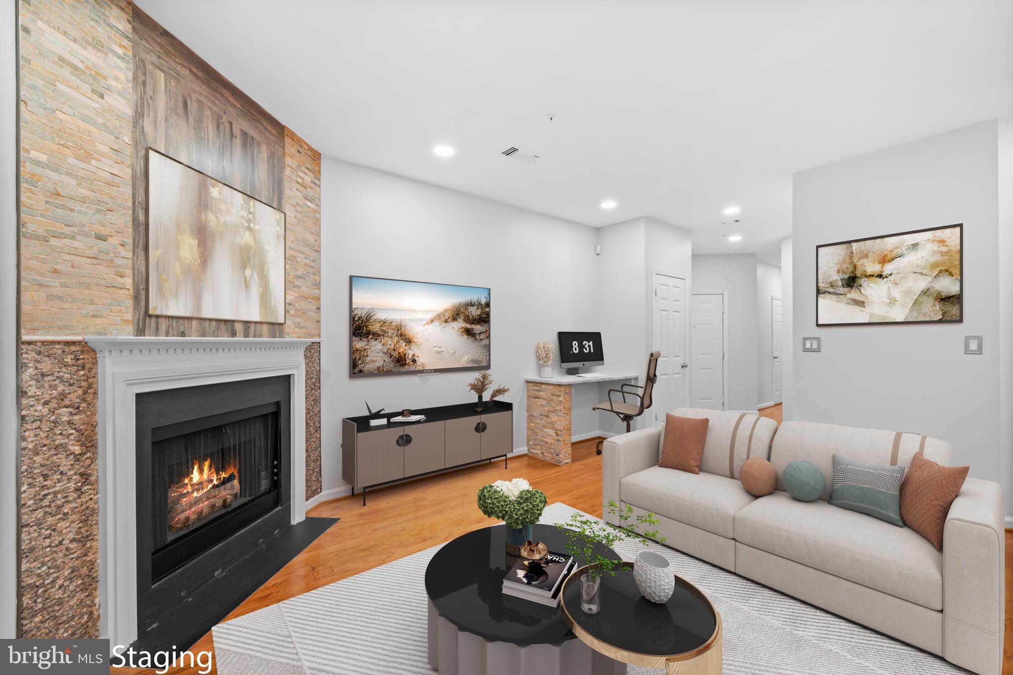 WORLDGATE CONDO - Residential