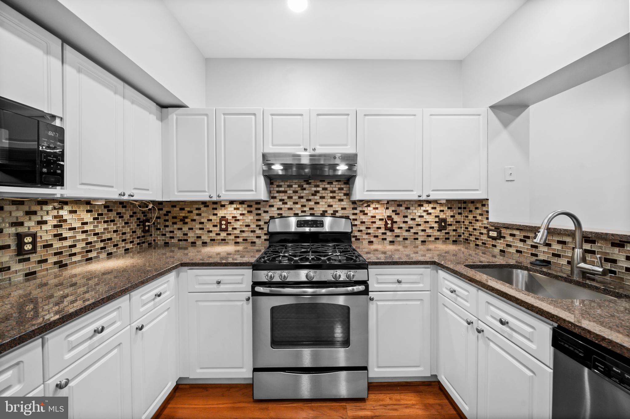 WORLDGATE CONDO - Residential