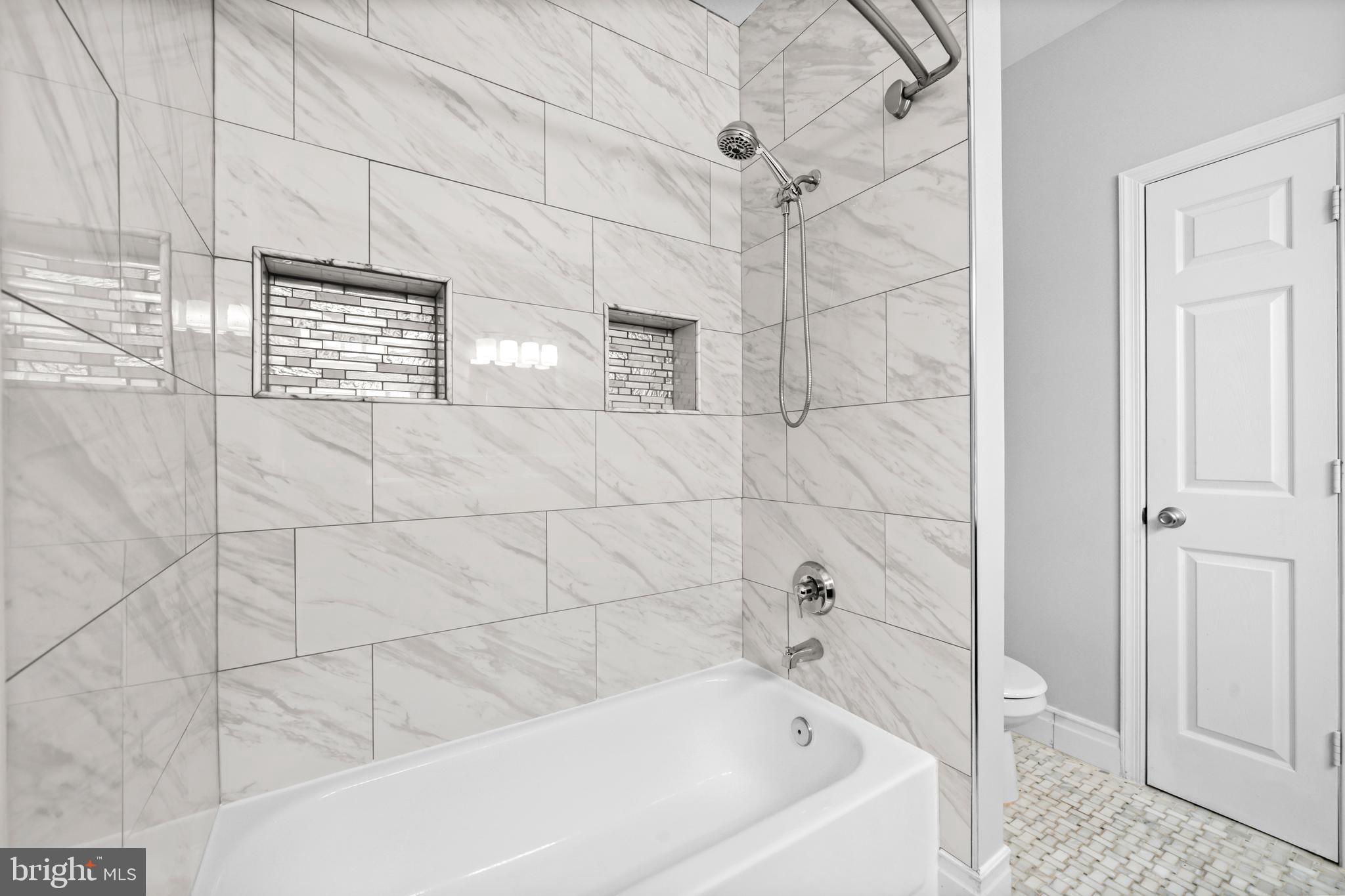 WORLDGATE CONDO - Residential