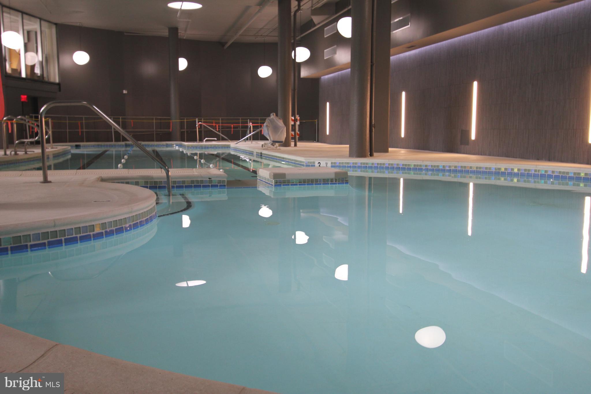 ROTONDA - Residential Lease