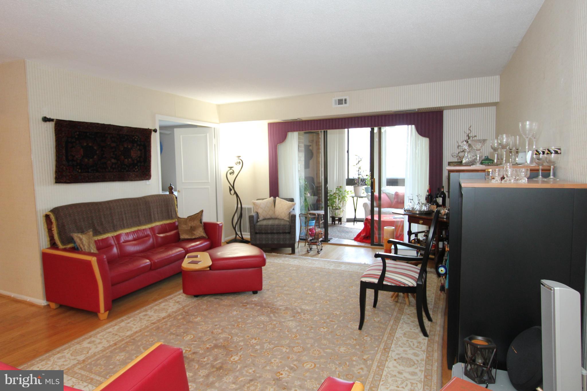 ROTONDA - Residential Lease