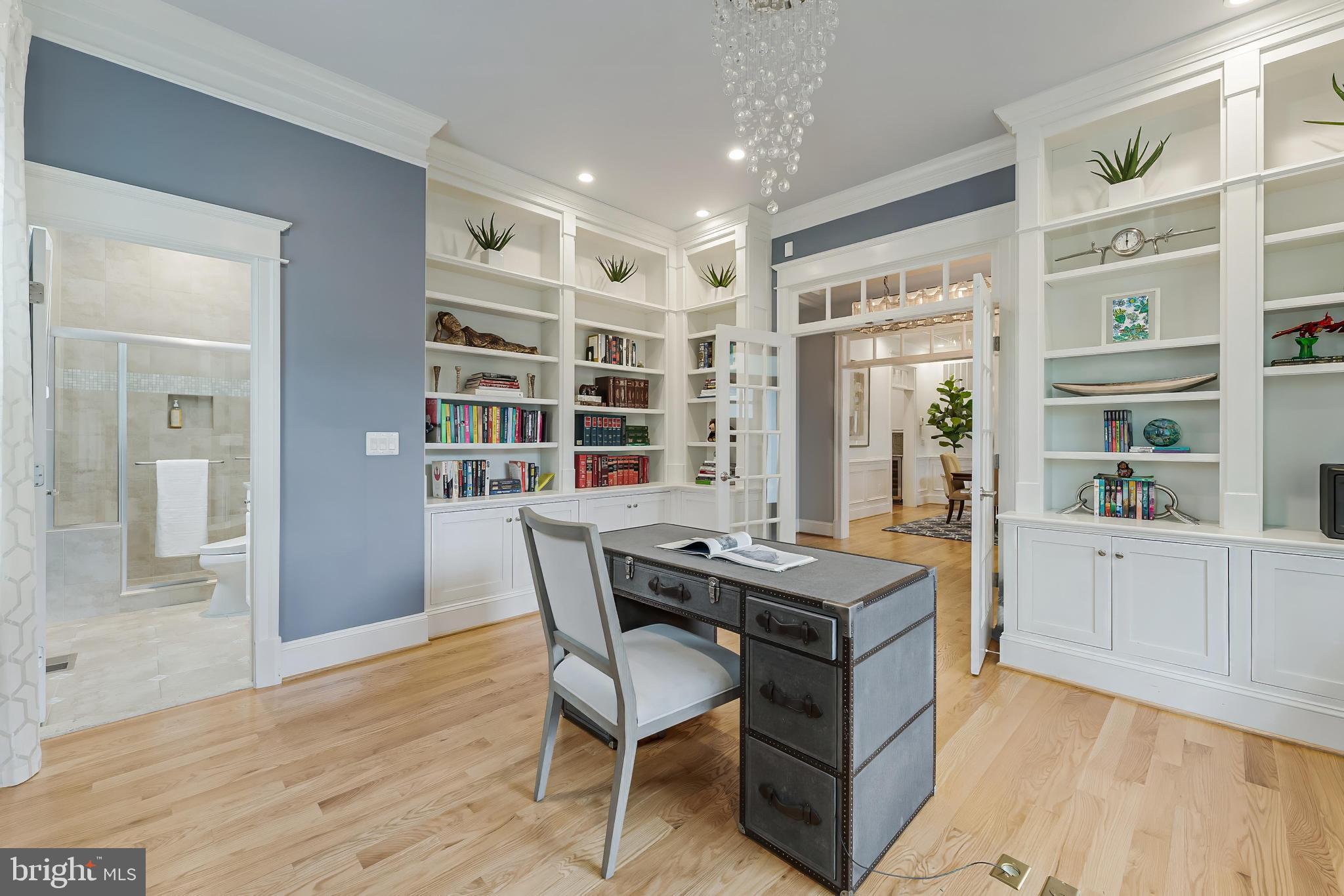 ASHTON HEIGHTS - Residential