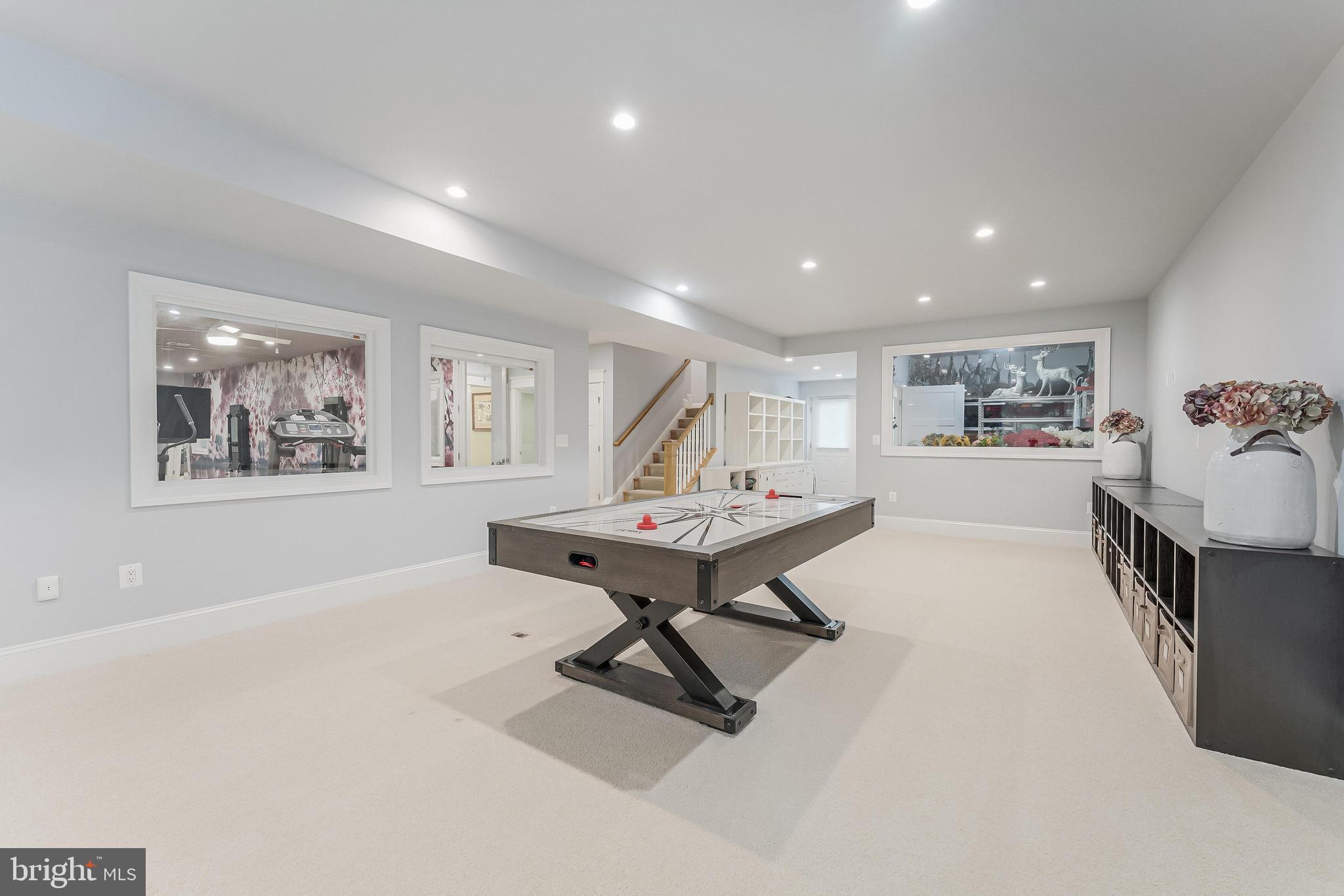 ASHTON HEIGHTS - Residential