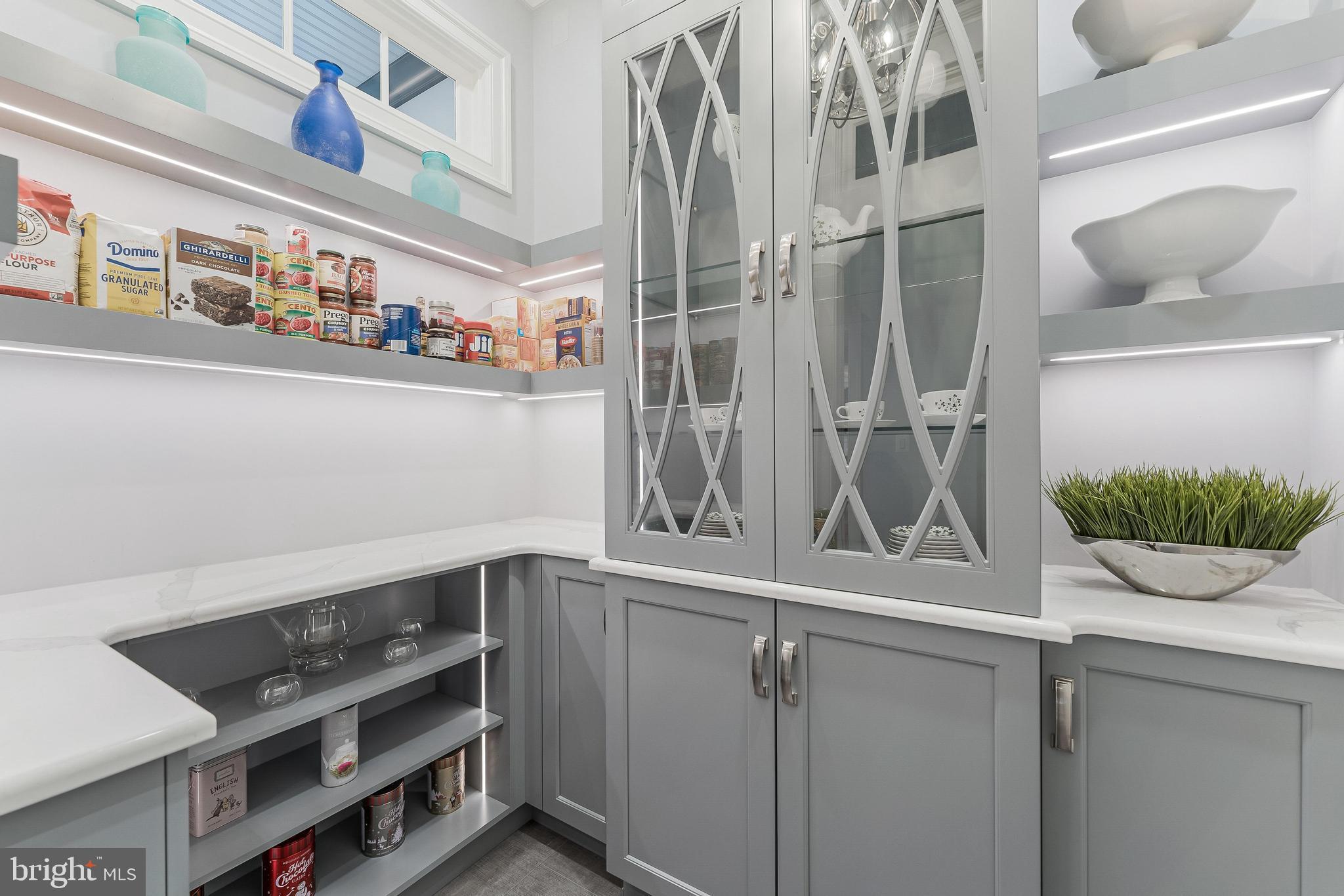 ASHTON HEIGHTS - Residential