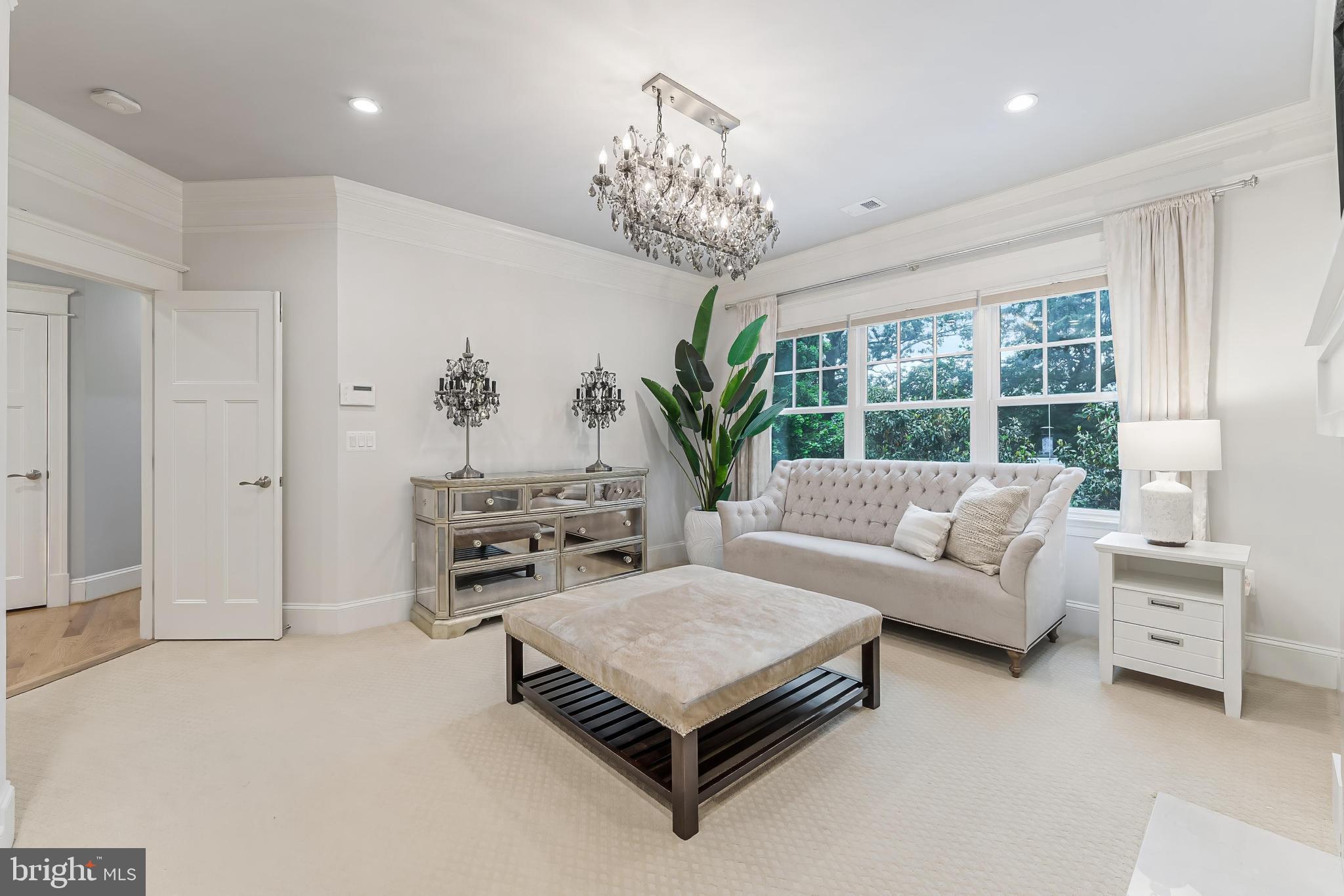 ASHTON HEIGHTS - Residential