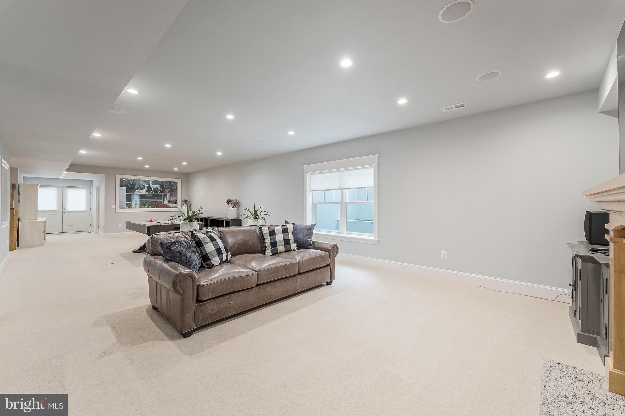 ASHTON HEIGHTS - Residential