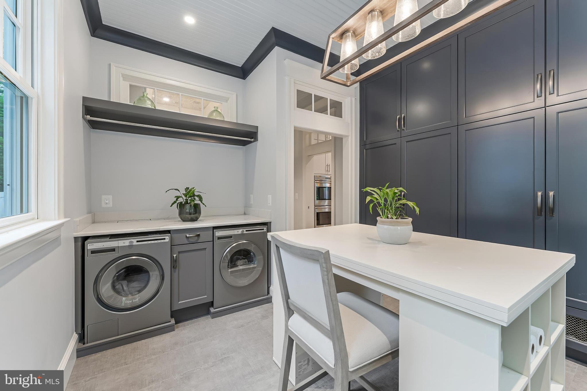 ASHTON HEIGHTS - Residential