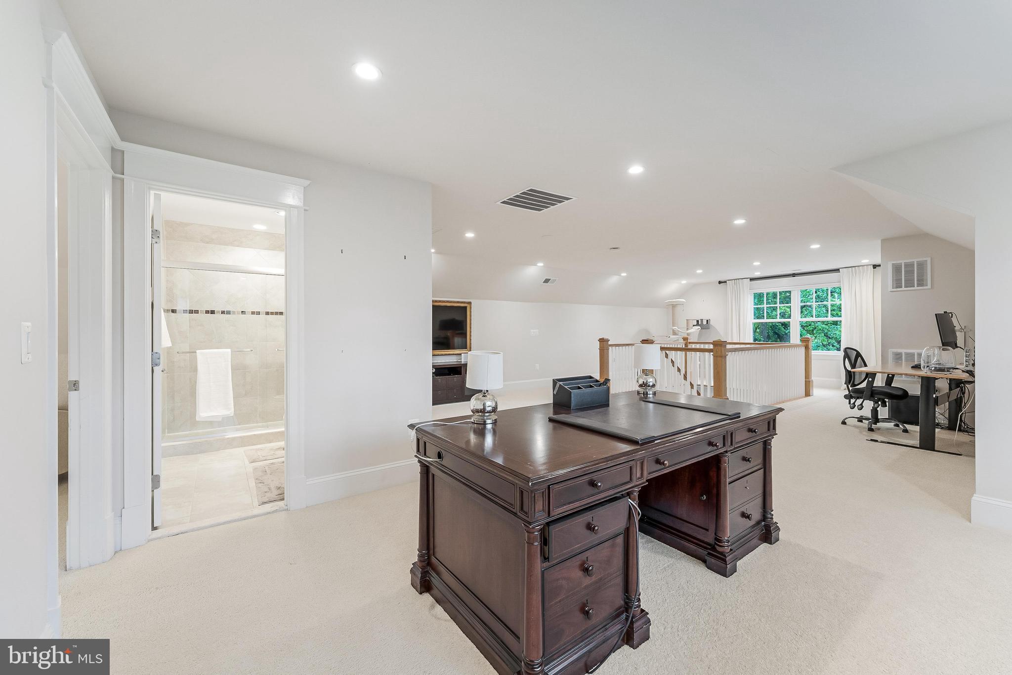 ASHTON HEIGHTS - Residential